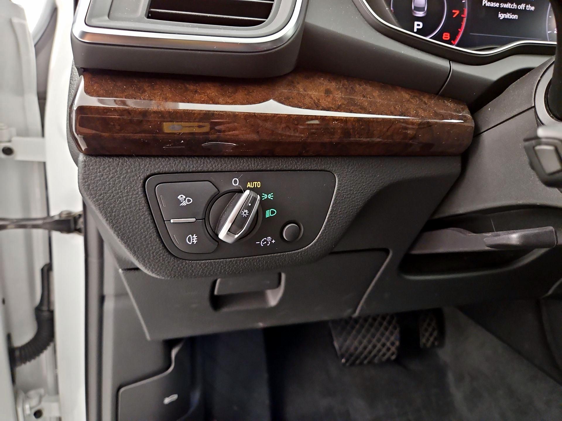 Thumbnail: 2020 Audi Q5 - 13