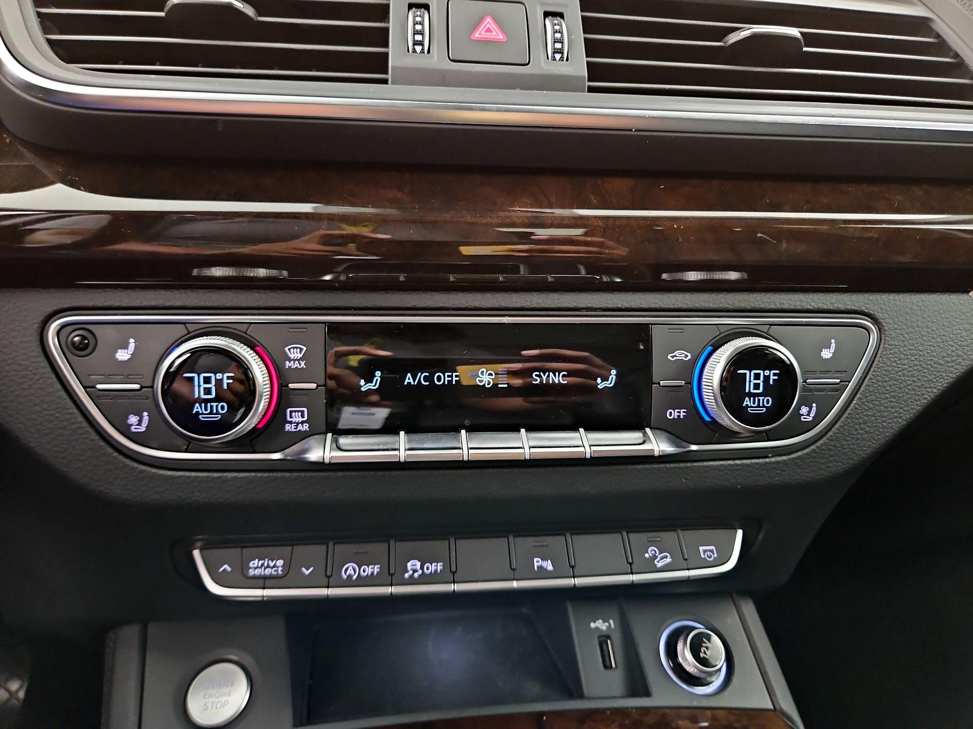 Thumbnail: 2020 Audi Q5 - 17