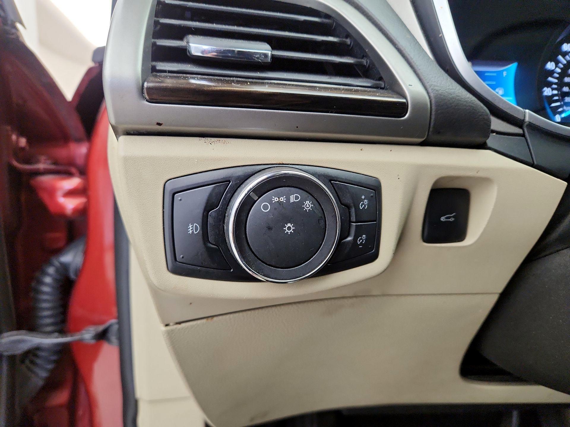 Thumbnail: 2014 Ford Fusion - 13