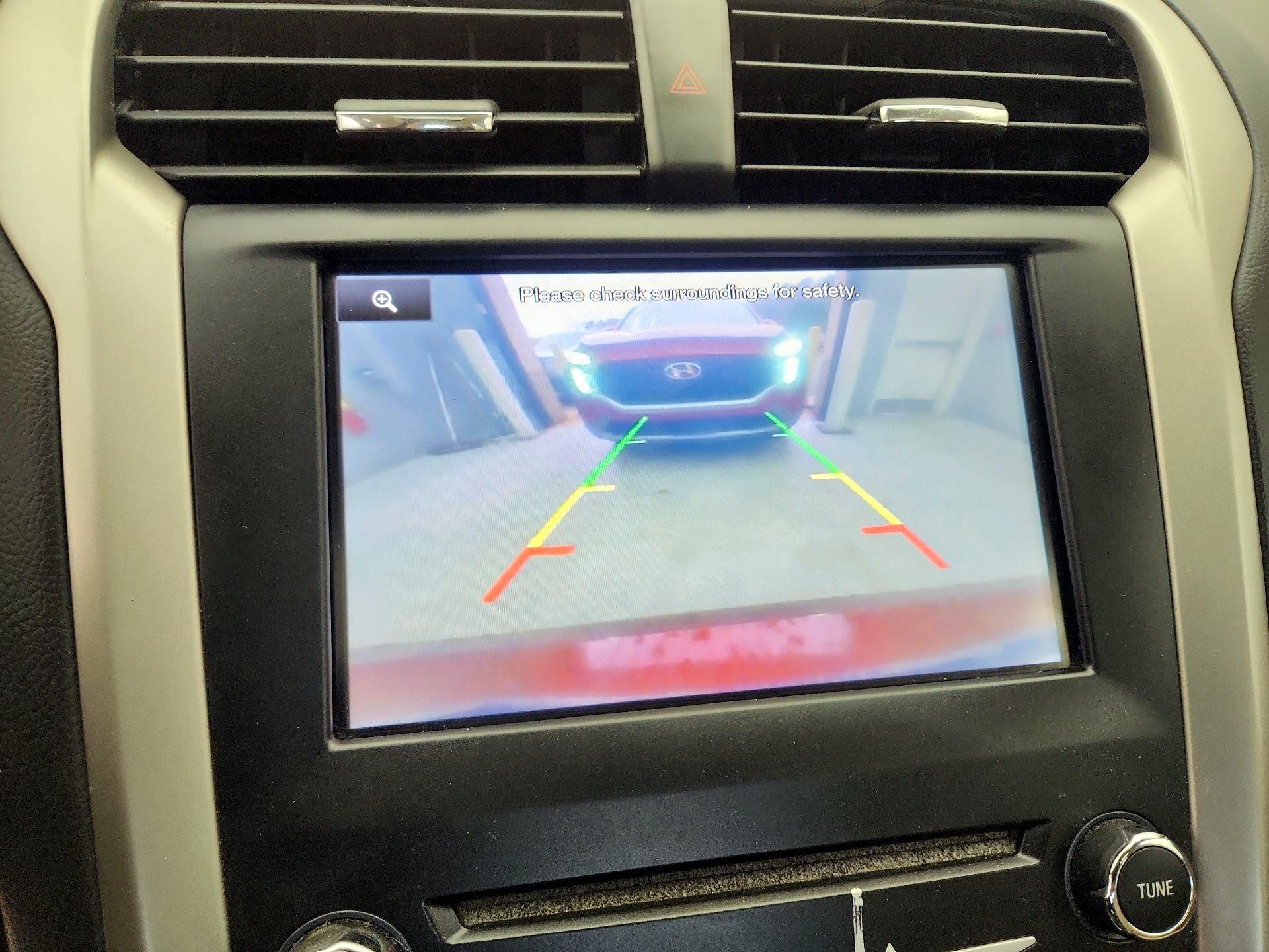 Thumbnail: 2014 Ford Fusion - 14