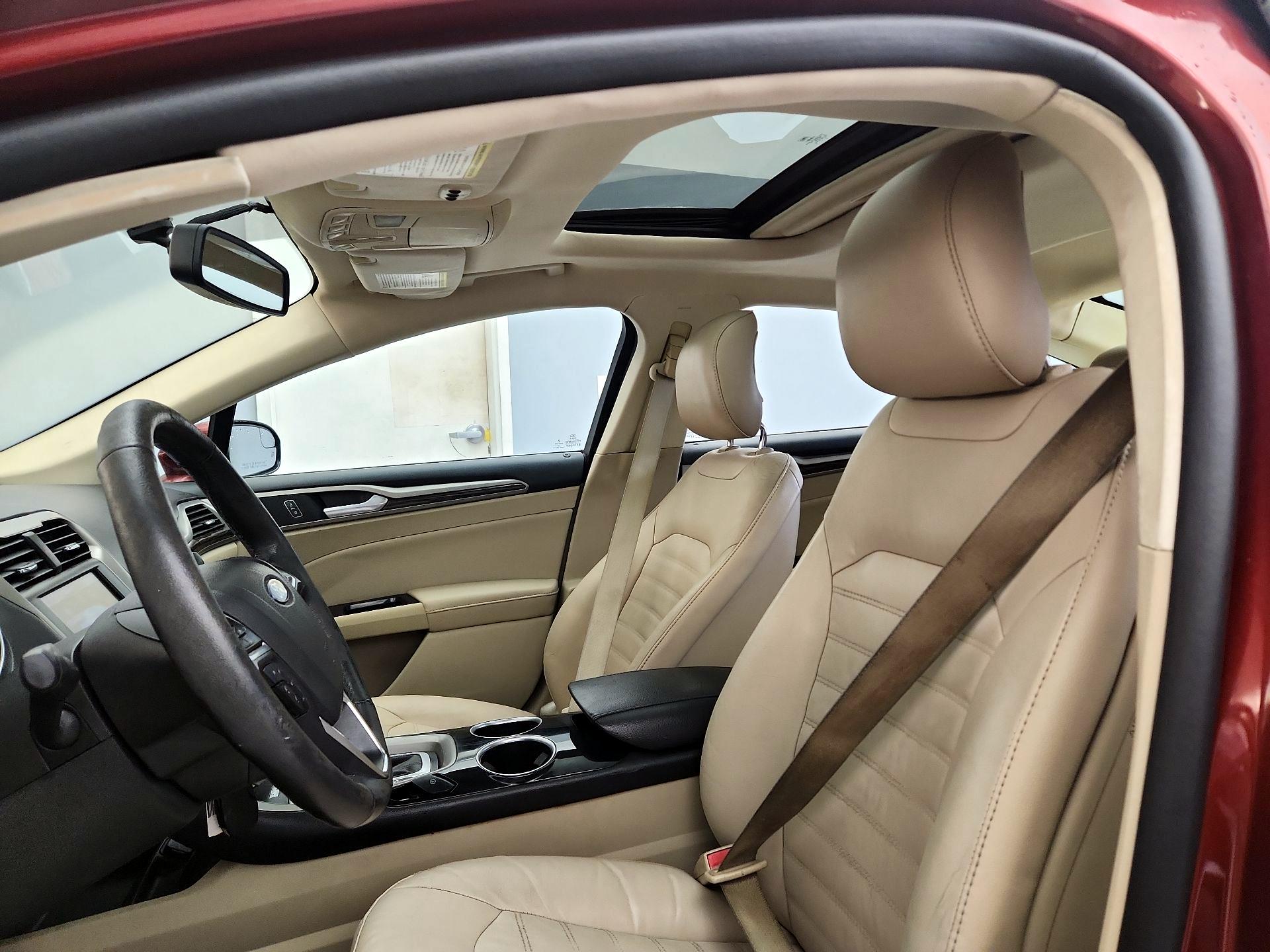 Thumbnail: 2014 Ford Fusion - 18