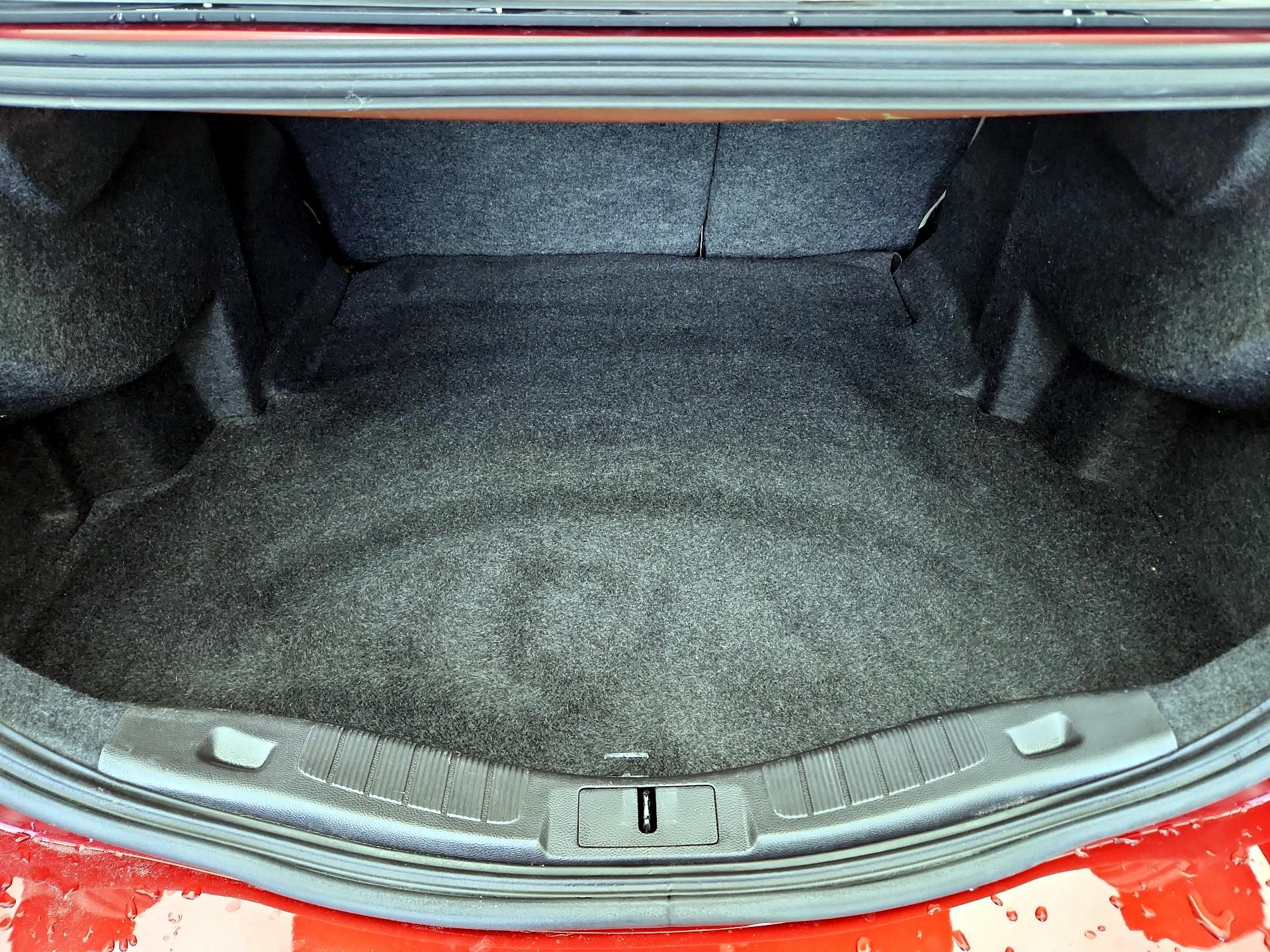 Thumbnail: 2014 Ford Fusion - 20