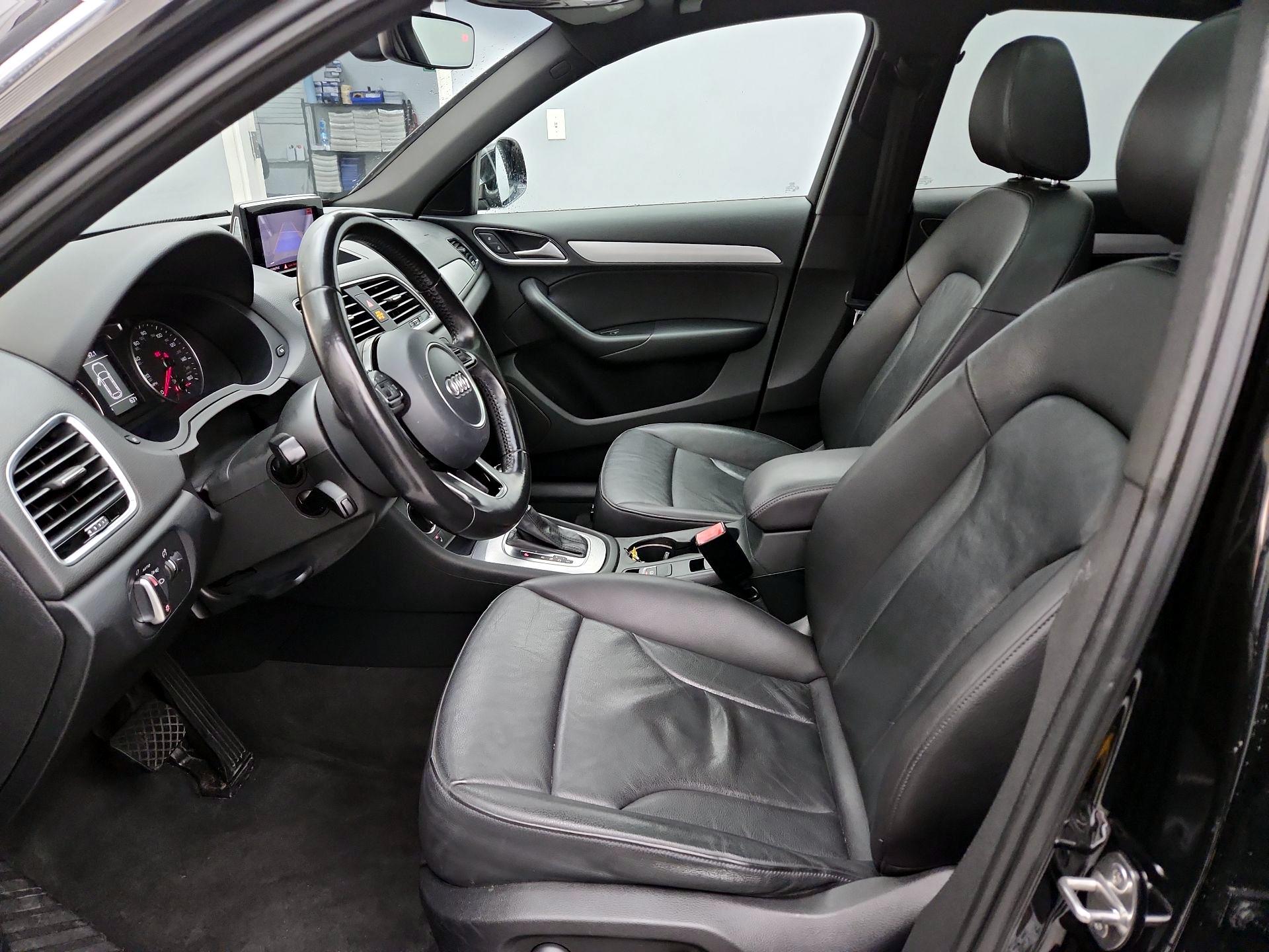 Thumbnail: 2016 Audi Q3 - 11