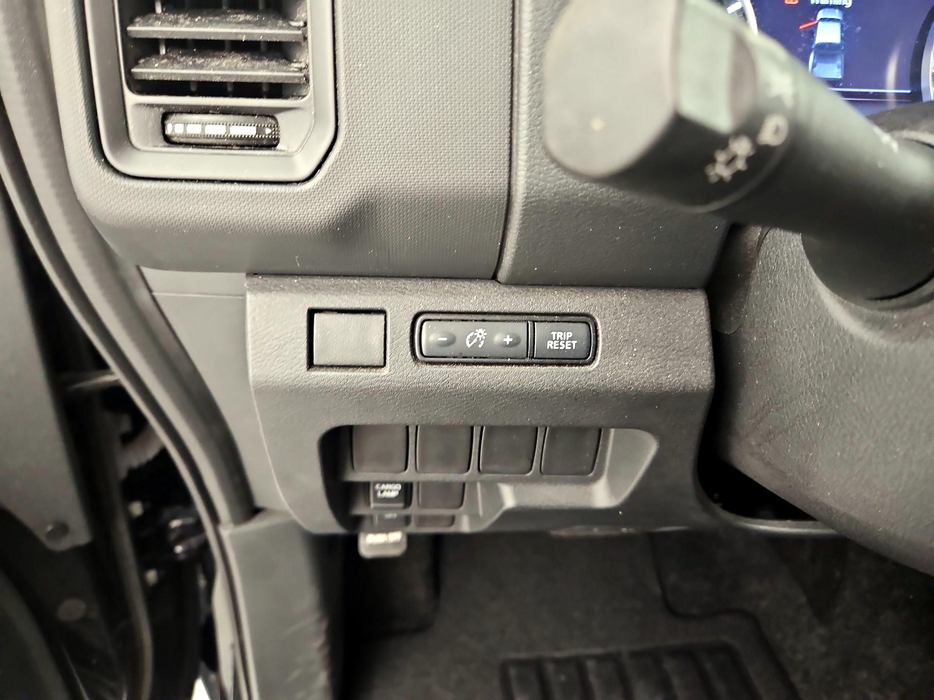 Thumbnail: 2022 Nissan Frontier - 13