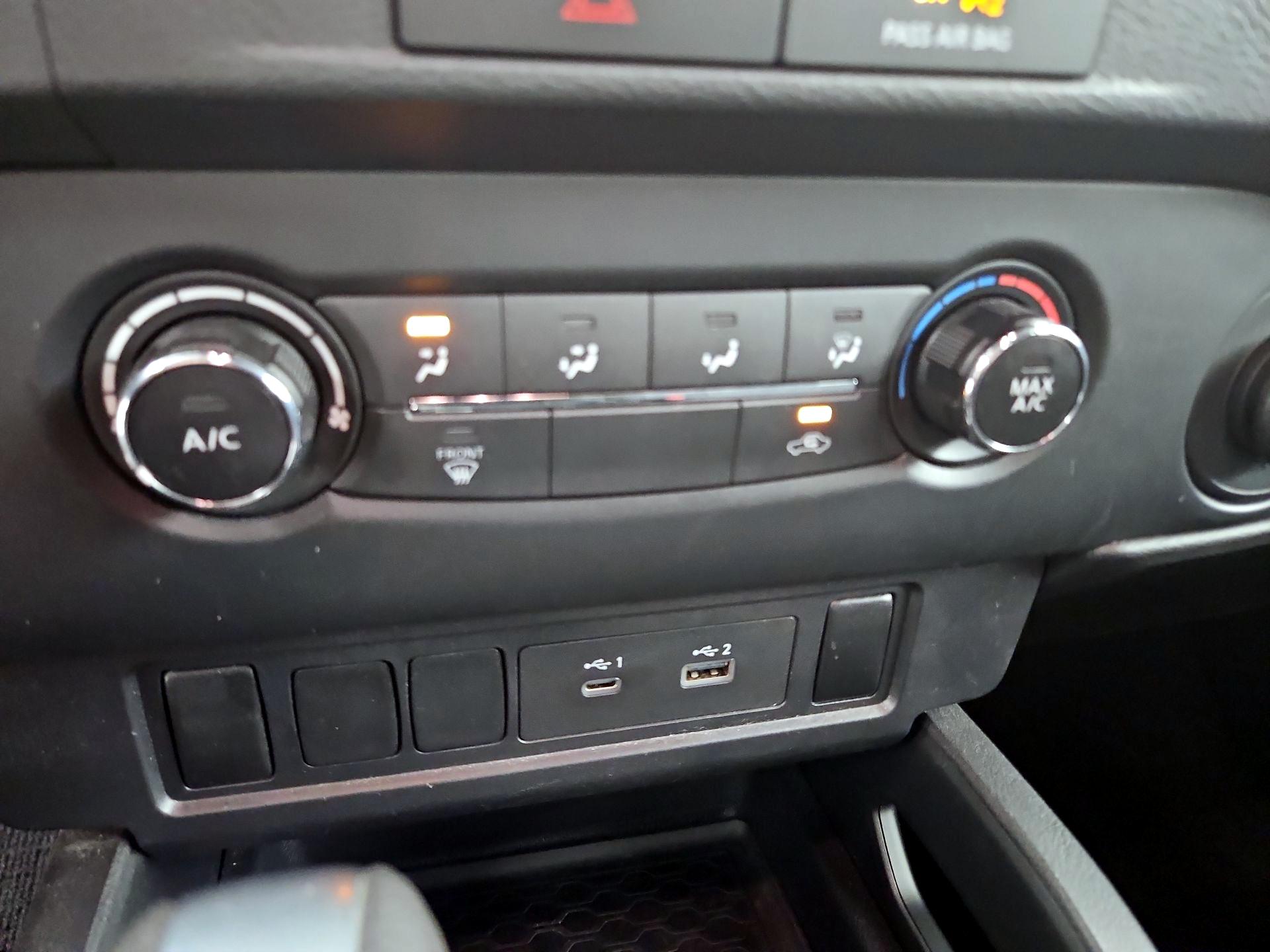 Thumbnail: 2022 Nissan Frontier - 16