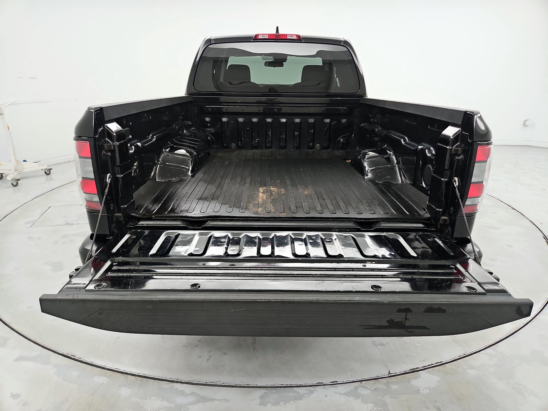 Thumbnail: 2022 Nissan Frontier - 20