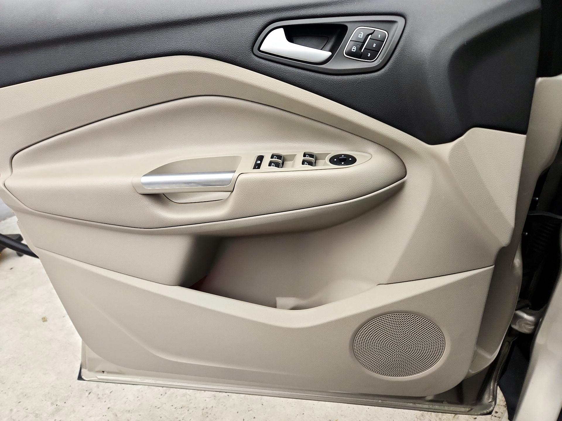 Thumbnail: 2018 Ford Escape - 12