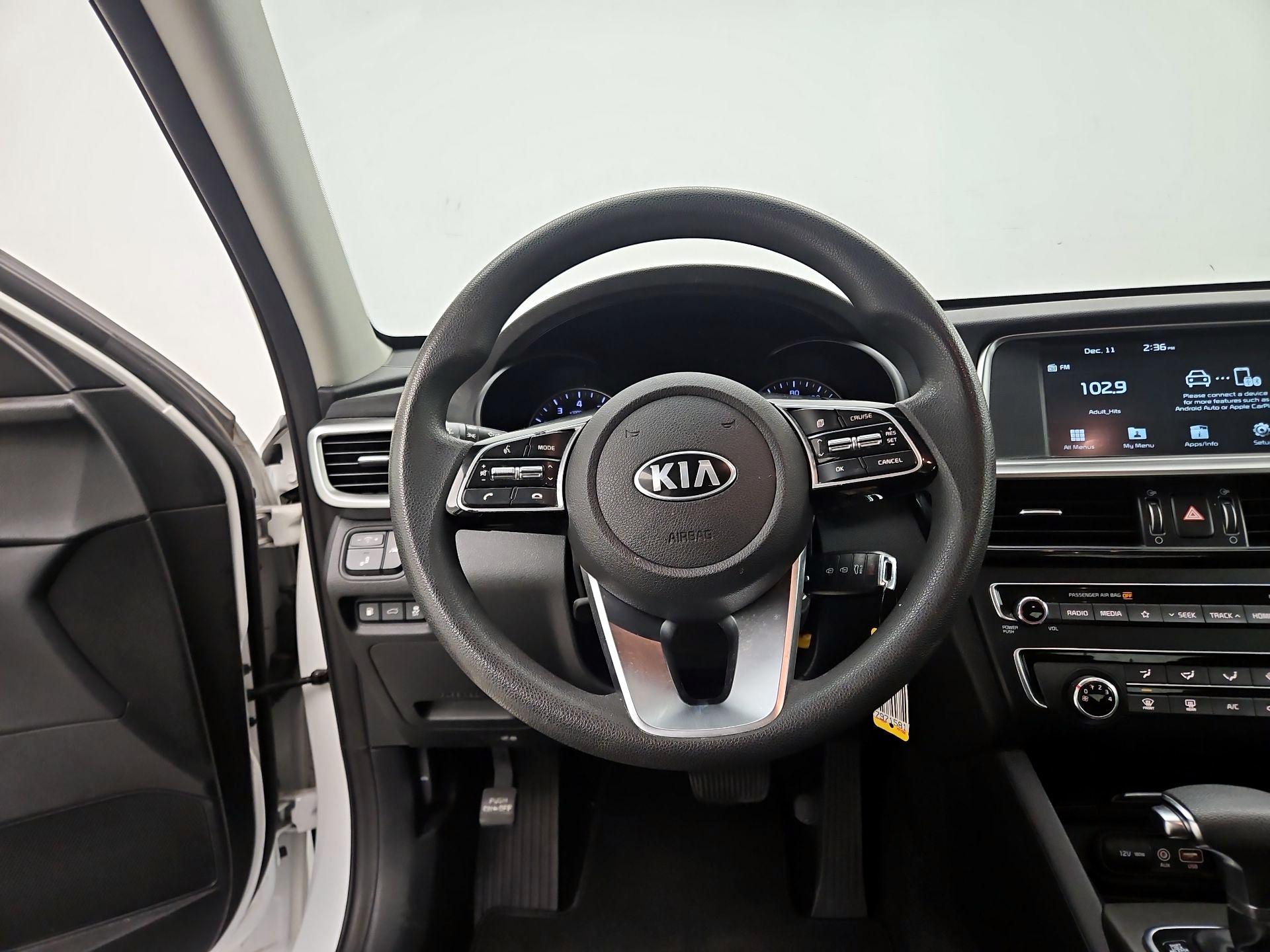 Thumbnail: 2020 Kia Optima - 10