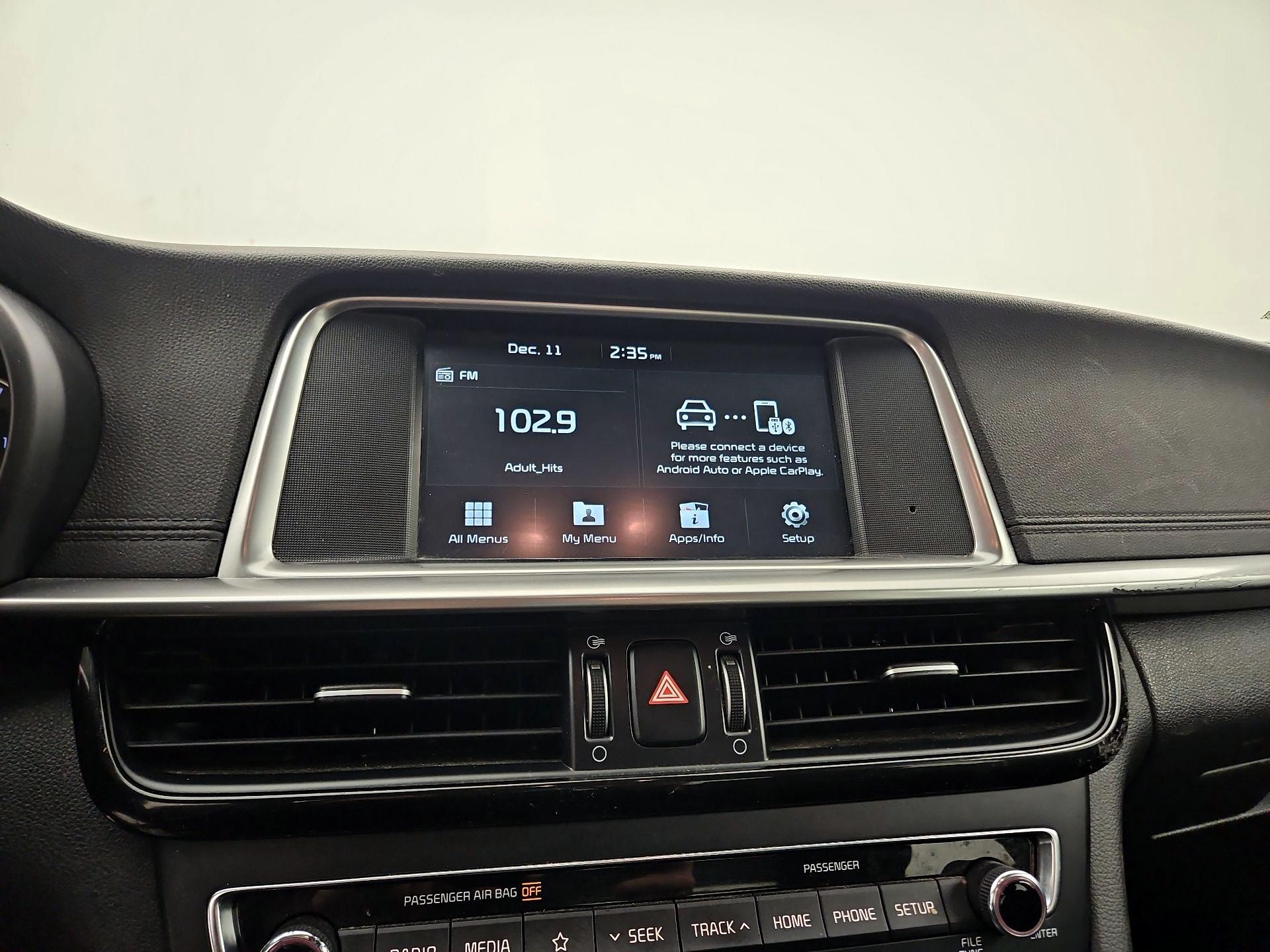 Thumbnail: 2020 Kia Optima - 15