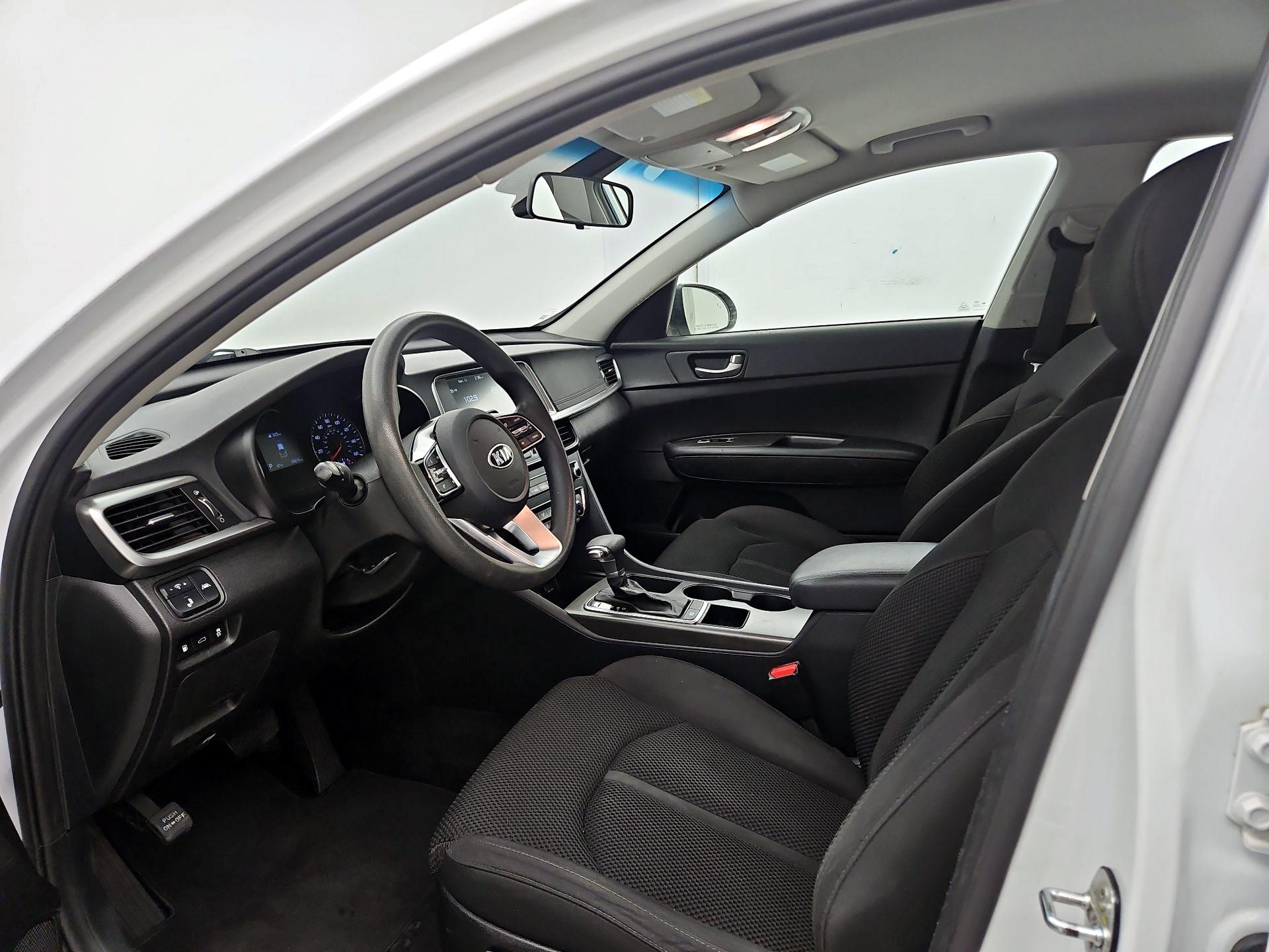 Thumbnail: 2020 Kia Optima - 19