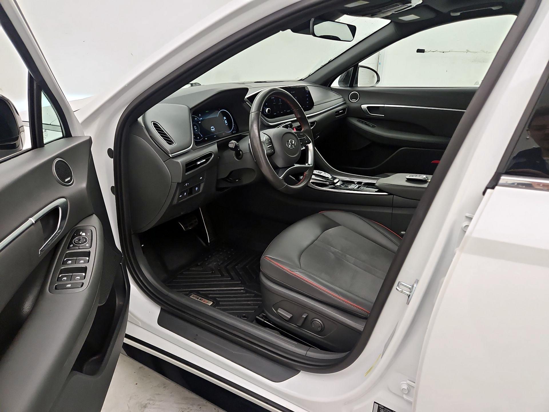 Thumbnail: 2022 Hyundai Sonata - 11