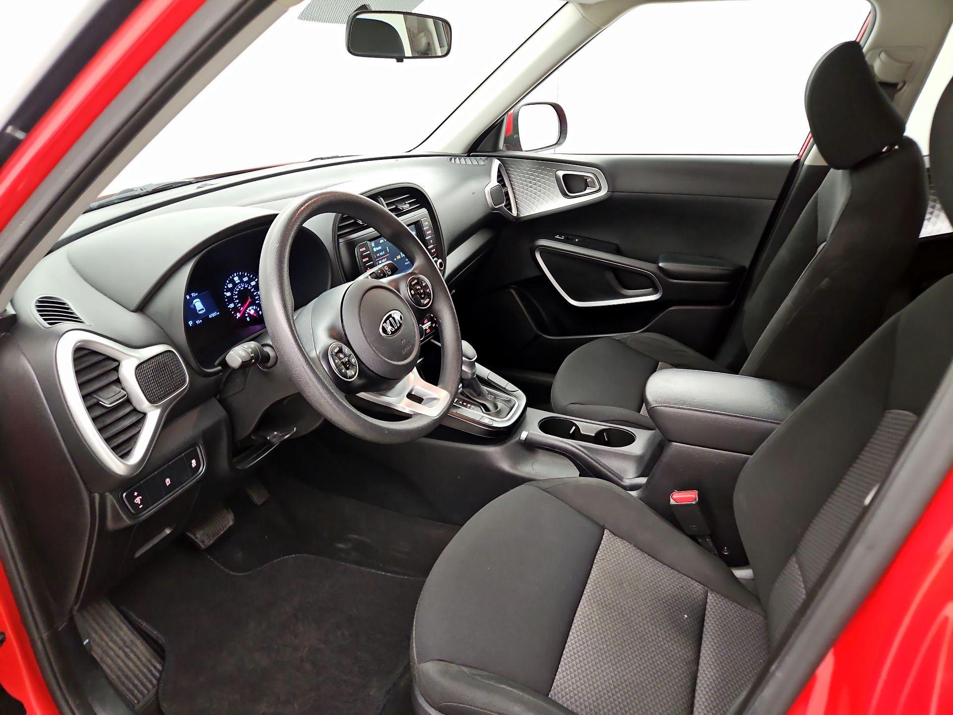 Thumbnail: 2020 Kia Soul - 11