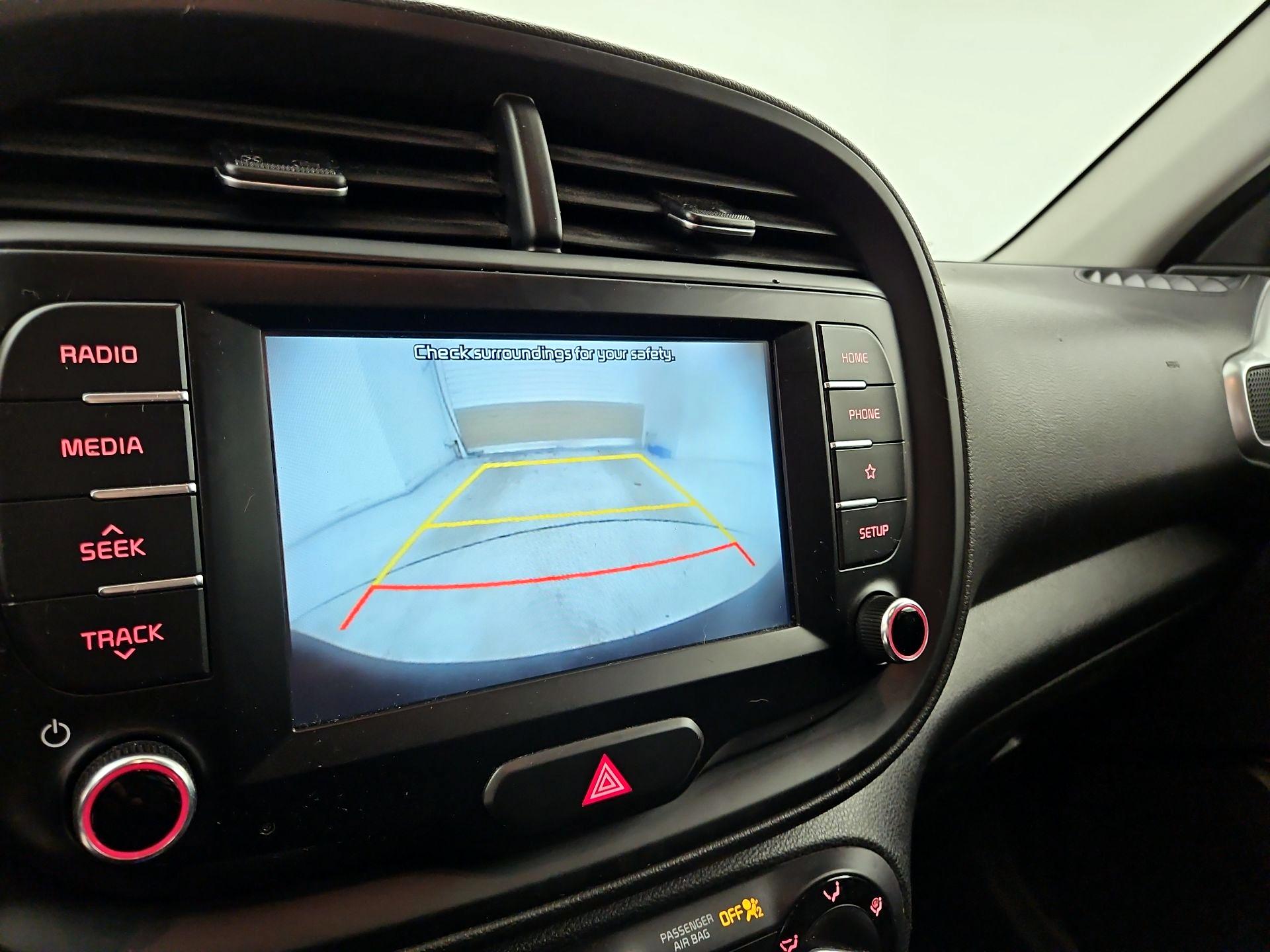 Thumbnail: 2020 Kia Soul - 14