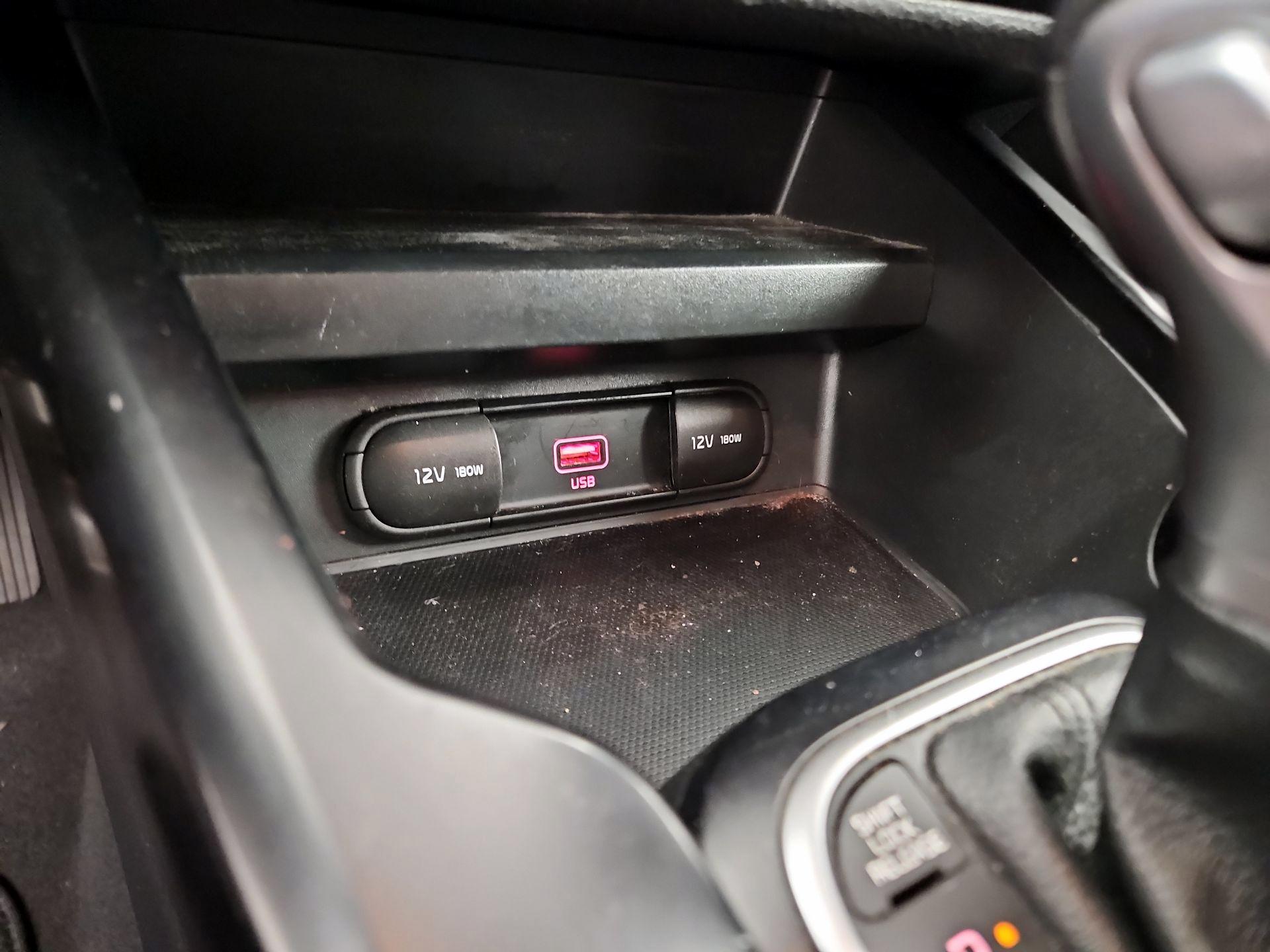 Thumbnail: 2020 Kia Soul - 18