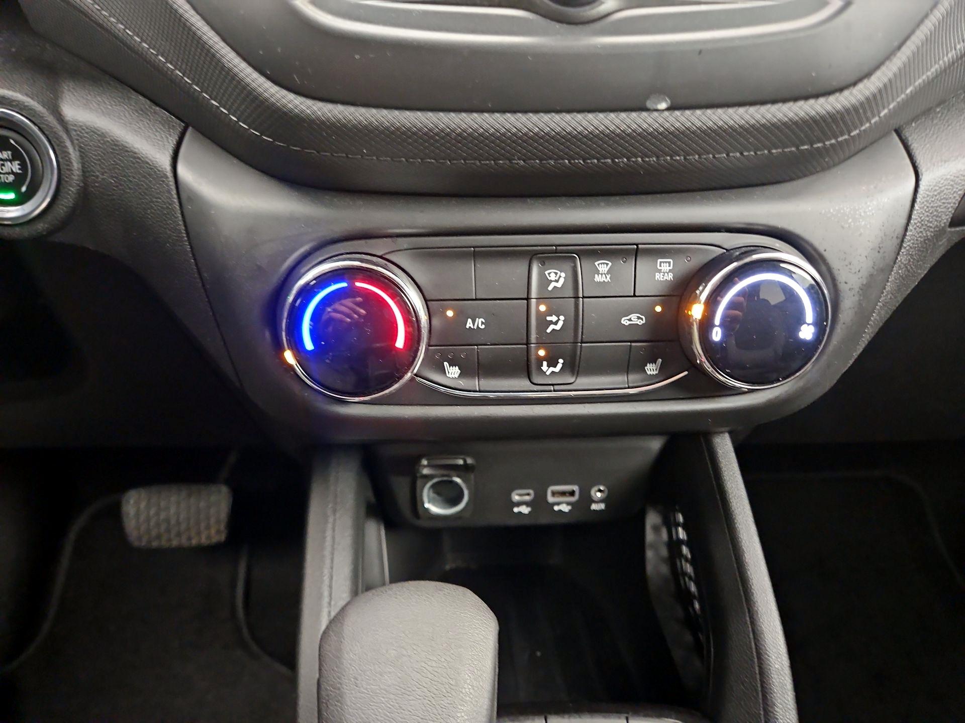 Thumbnail: 2023 Chevrolet TrailBlazer - 16