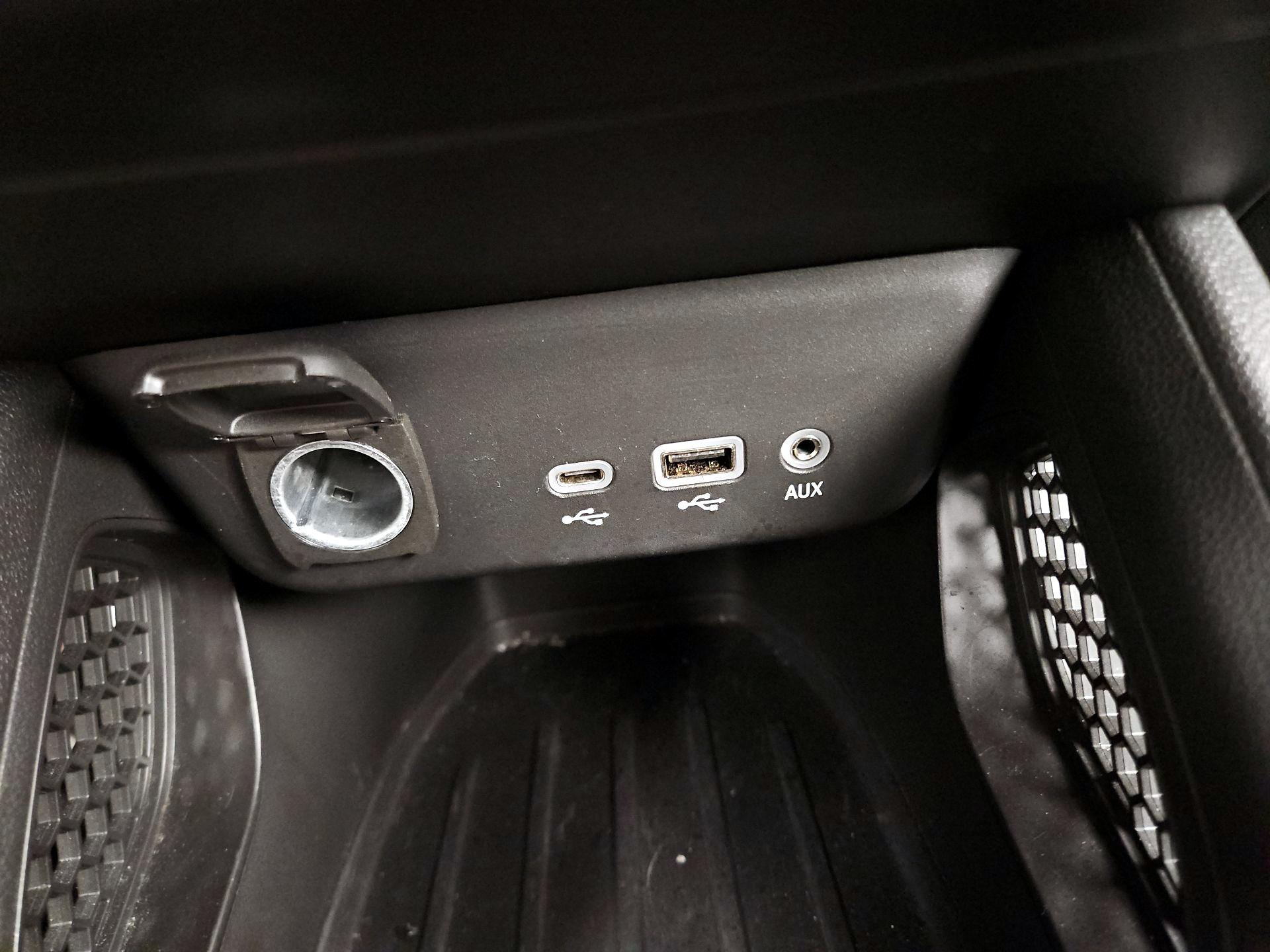 Thumbnail: 2023 Chevrolet TrailBlazer - 18