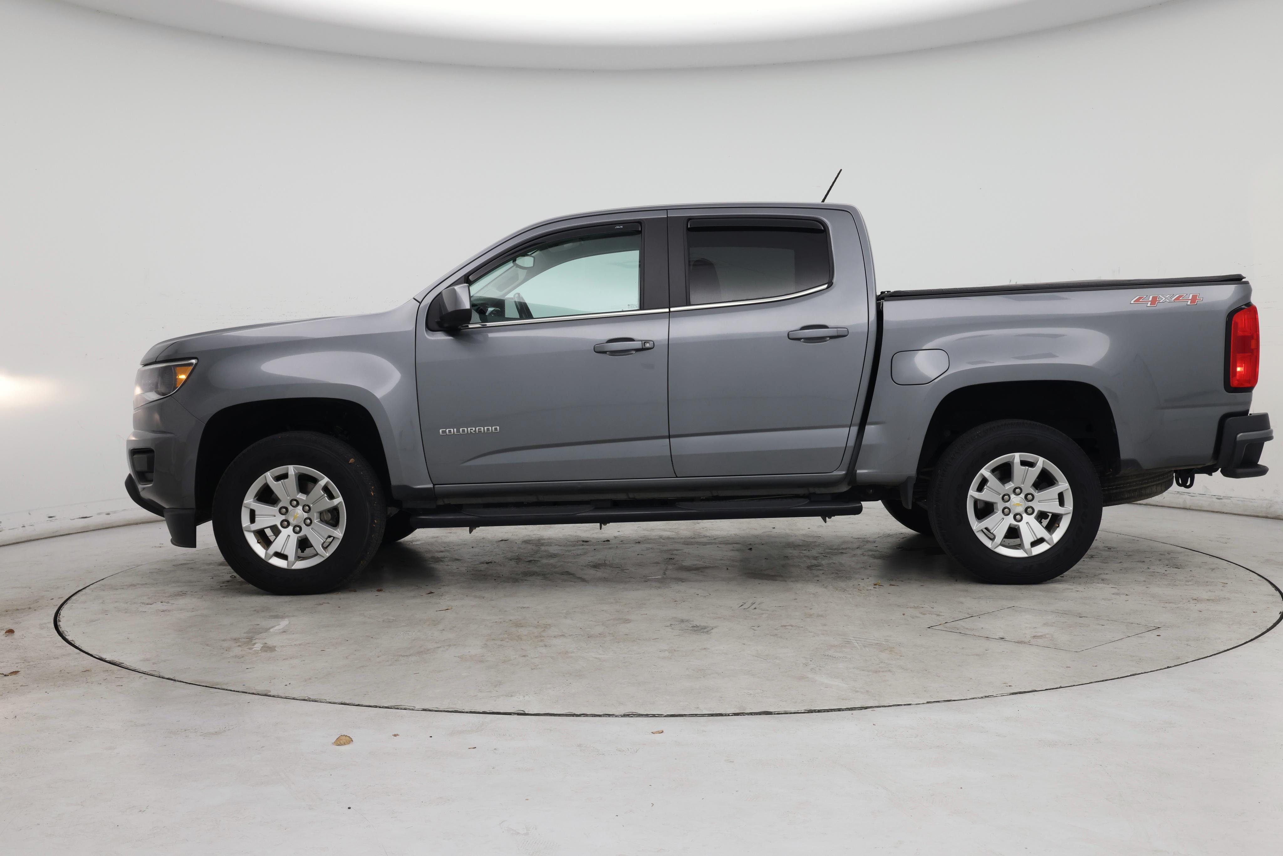 Thumbnail: 2020 Chevrolet Colorado - 3