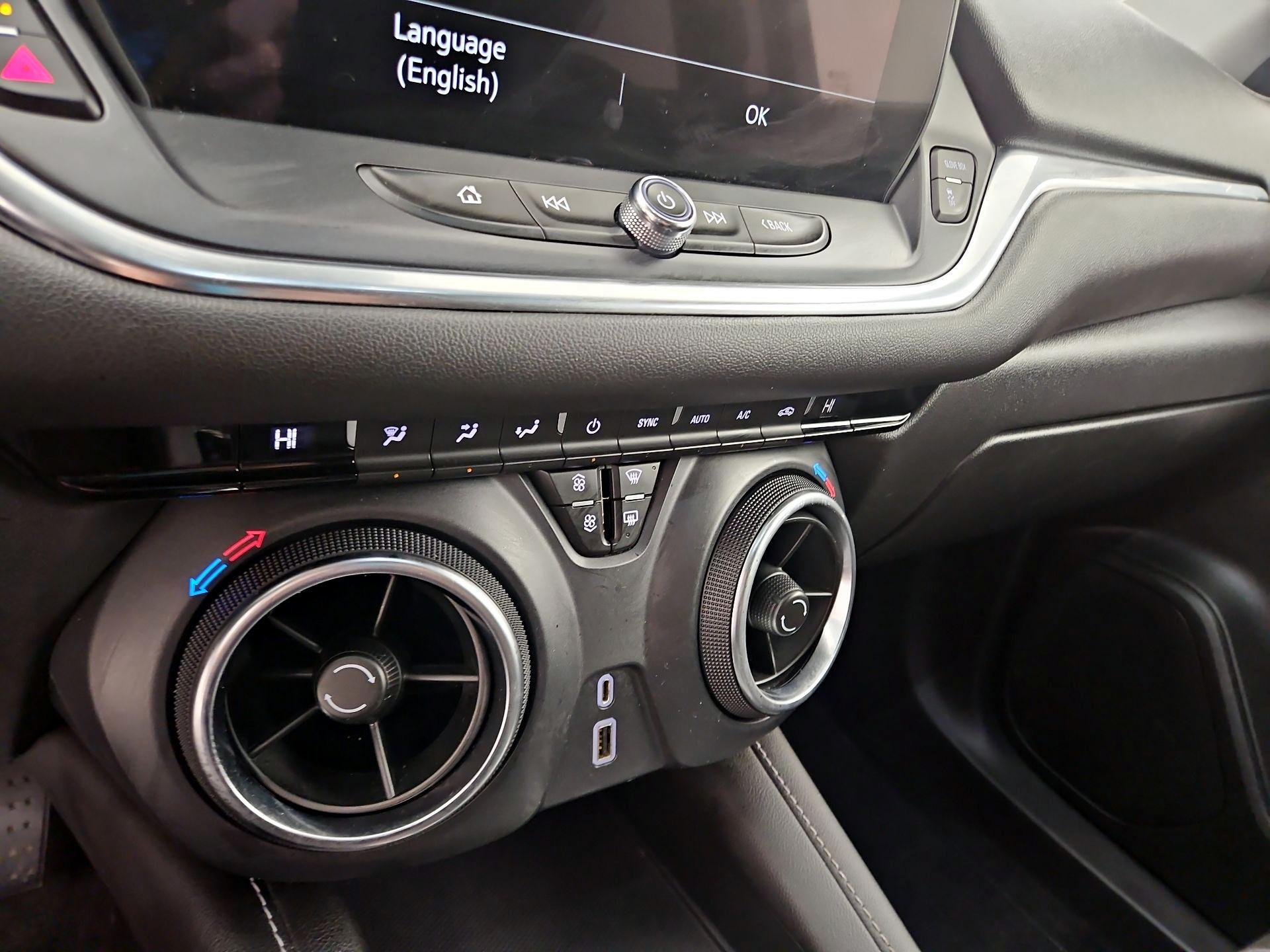 Thumbnail: 2023 Chevrolet Blazer - 16