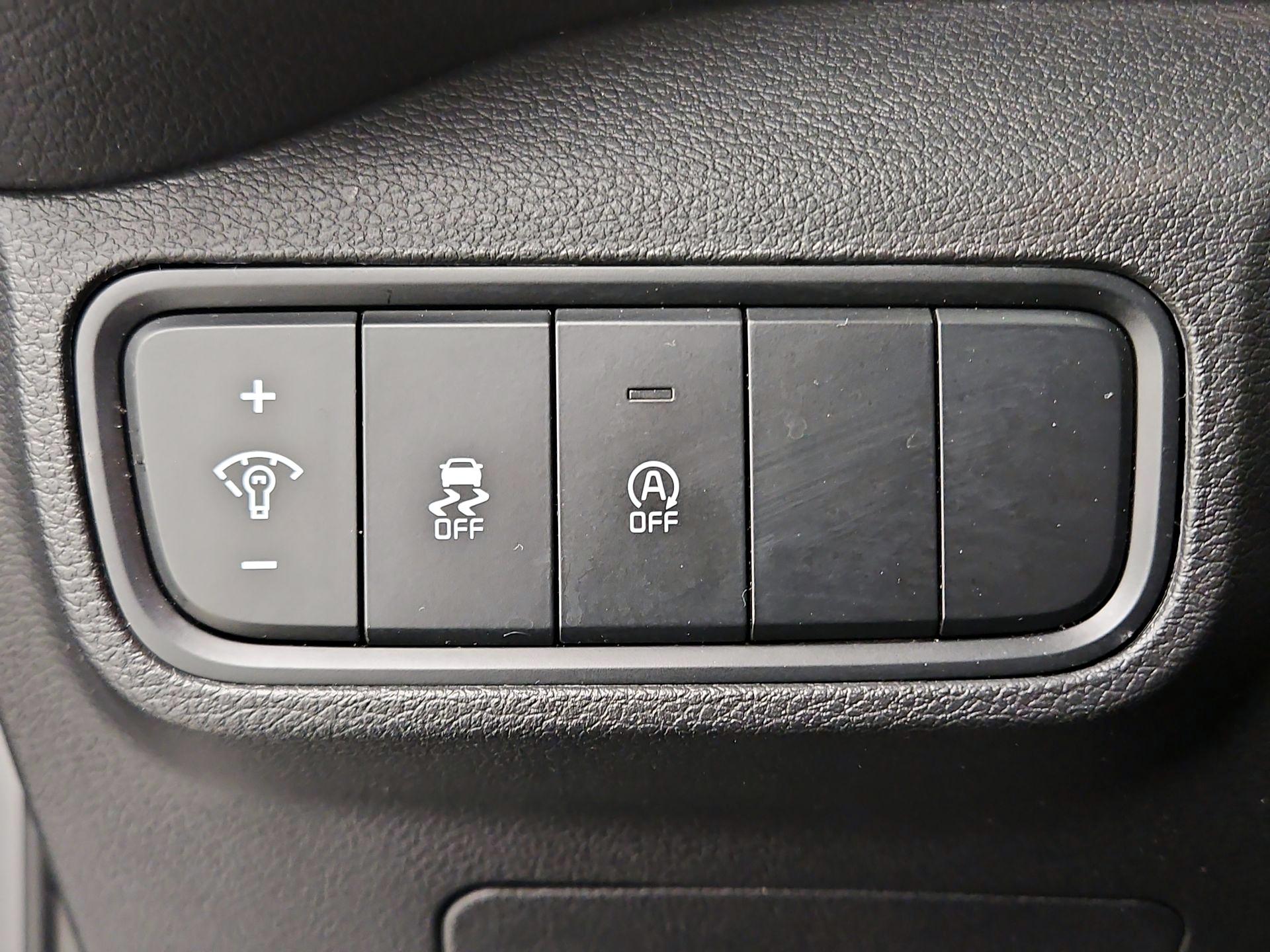 Thumbnail: 2023 Kia Soul - 13