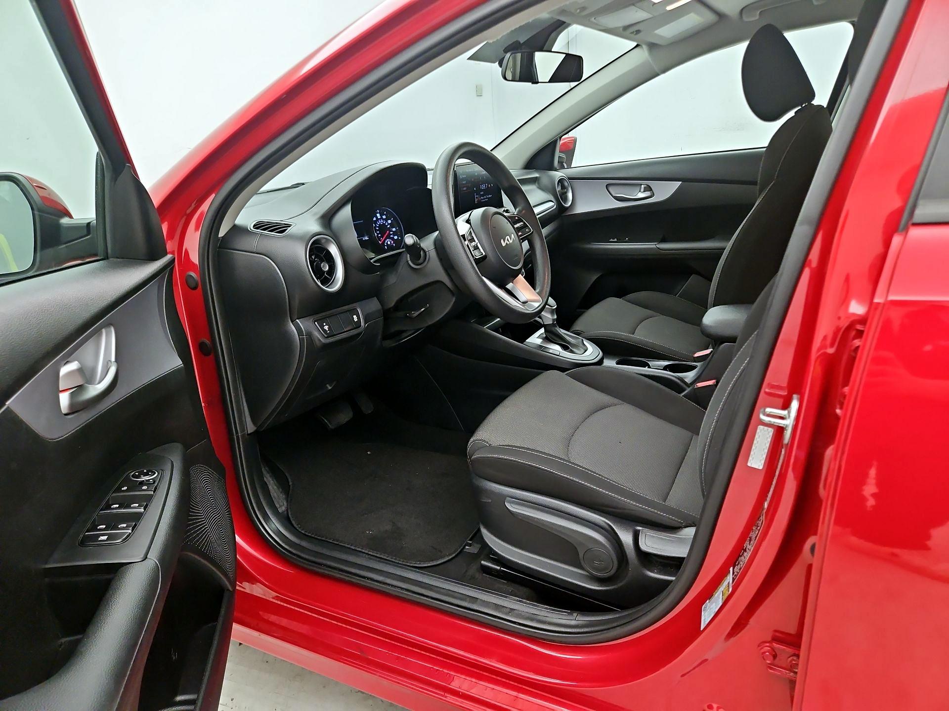 Thumbnail: 2024 Kia Forte - 11