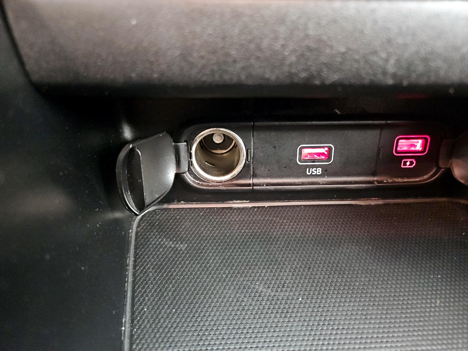 Thumbnail: 2024 Kia Forte - 18