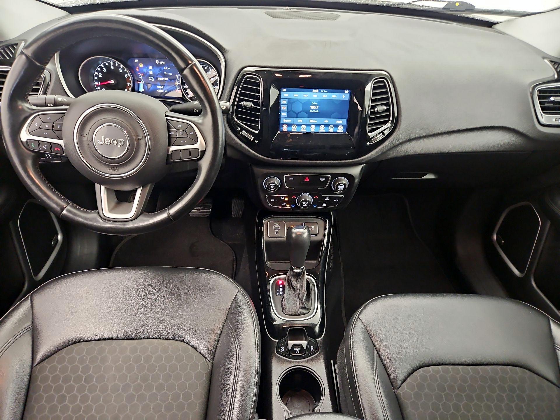 Thumbnail: 2021 Jeep Compass - 9