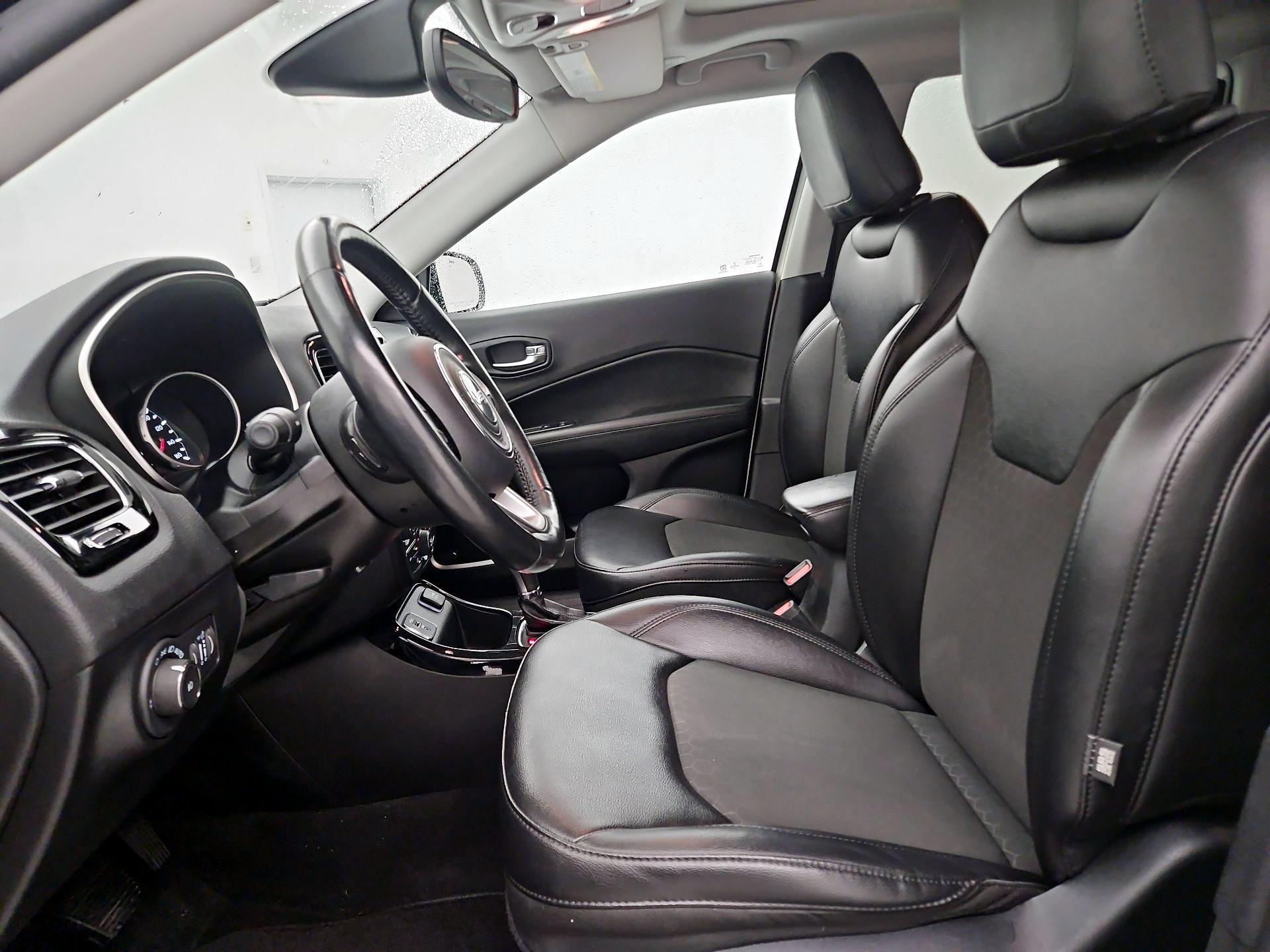 Thumbnail: 2021 Jeep Compass - 11