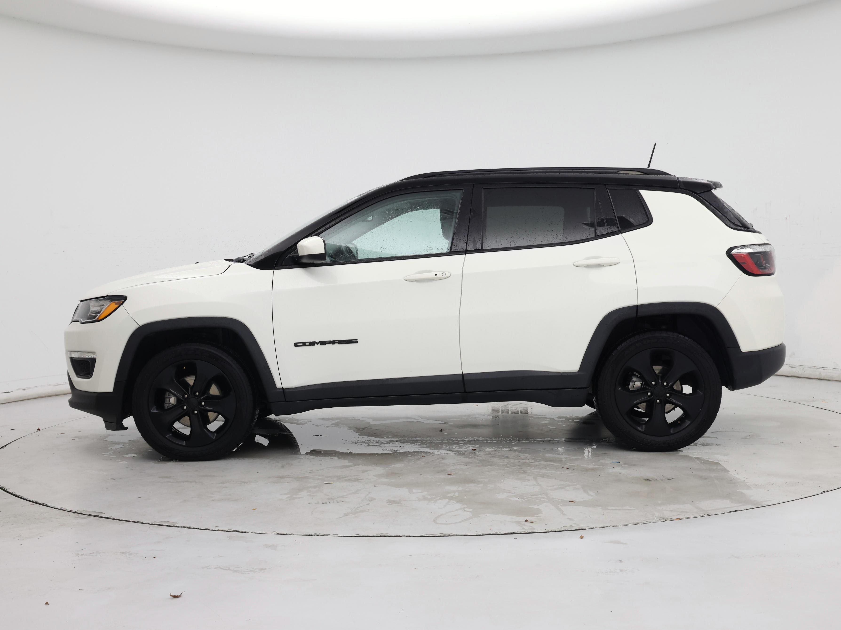 Thumbnail: 2021 Jeep Compass - 3