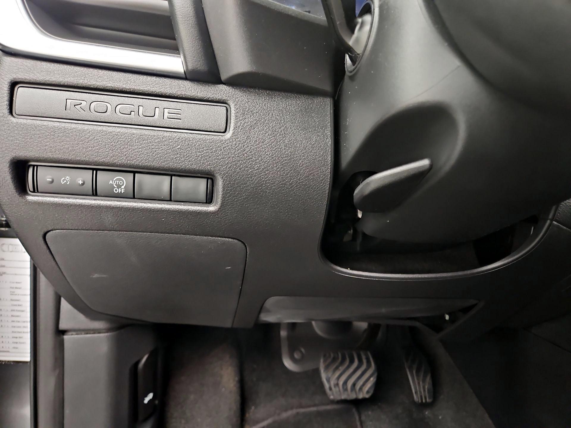 Thumbnail: 2023 Nissan Rogue - 13