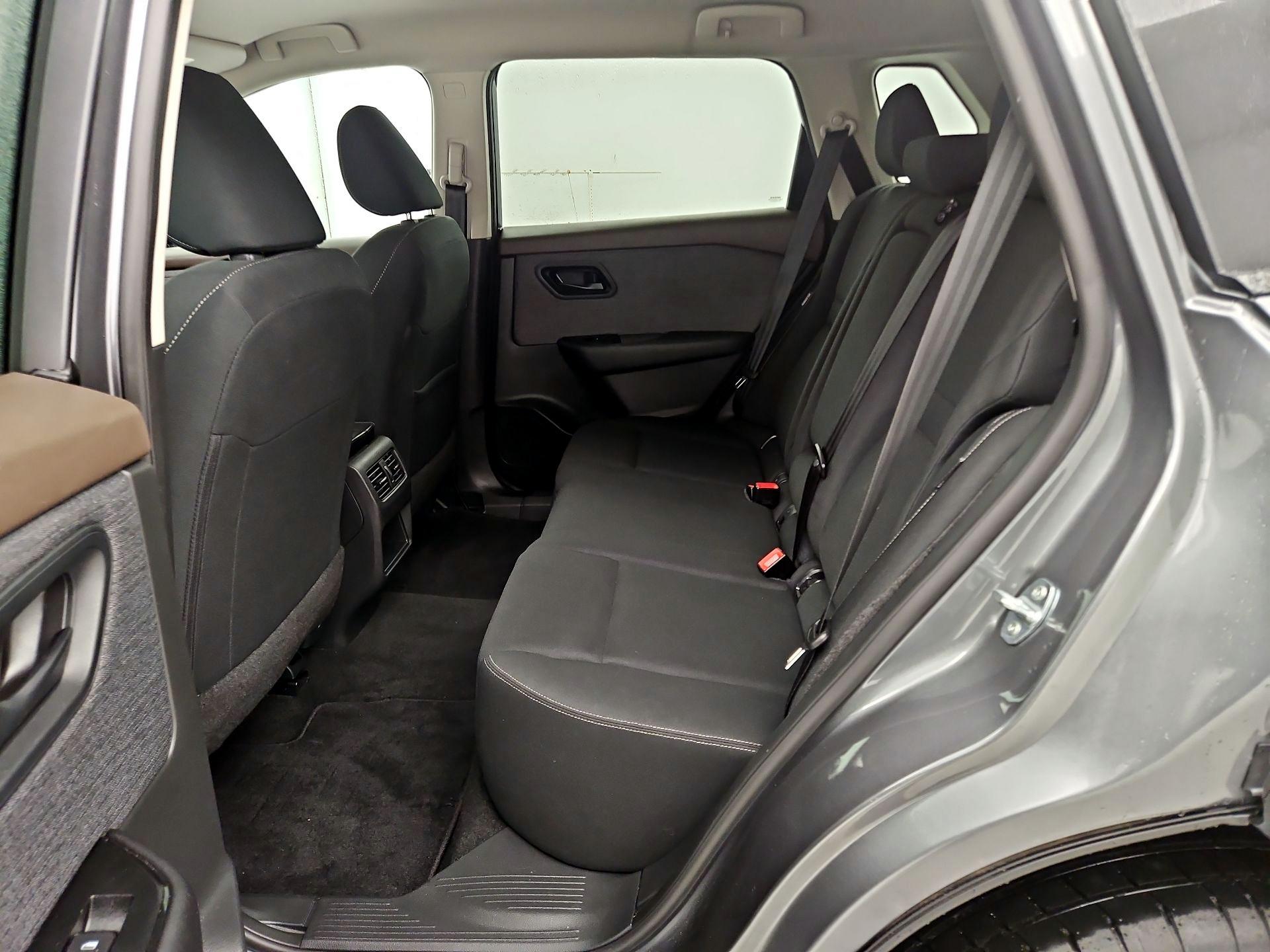 Thumbnail: 2023 Nissan Rogue - 19