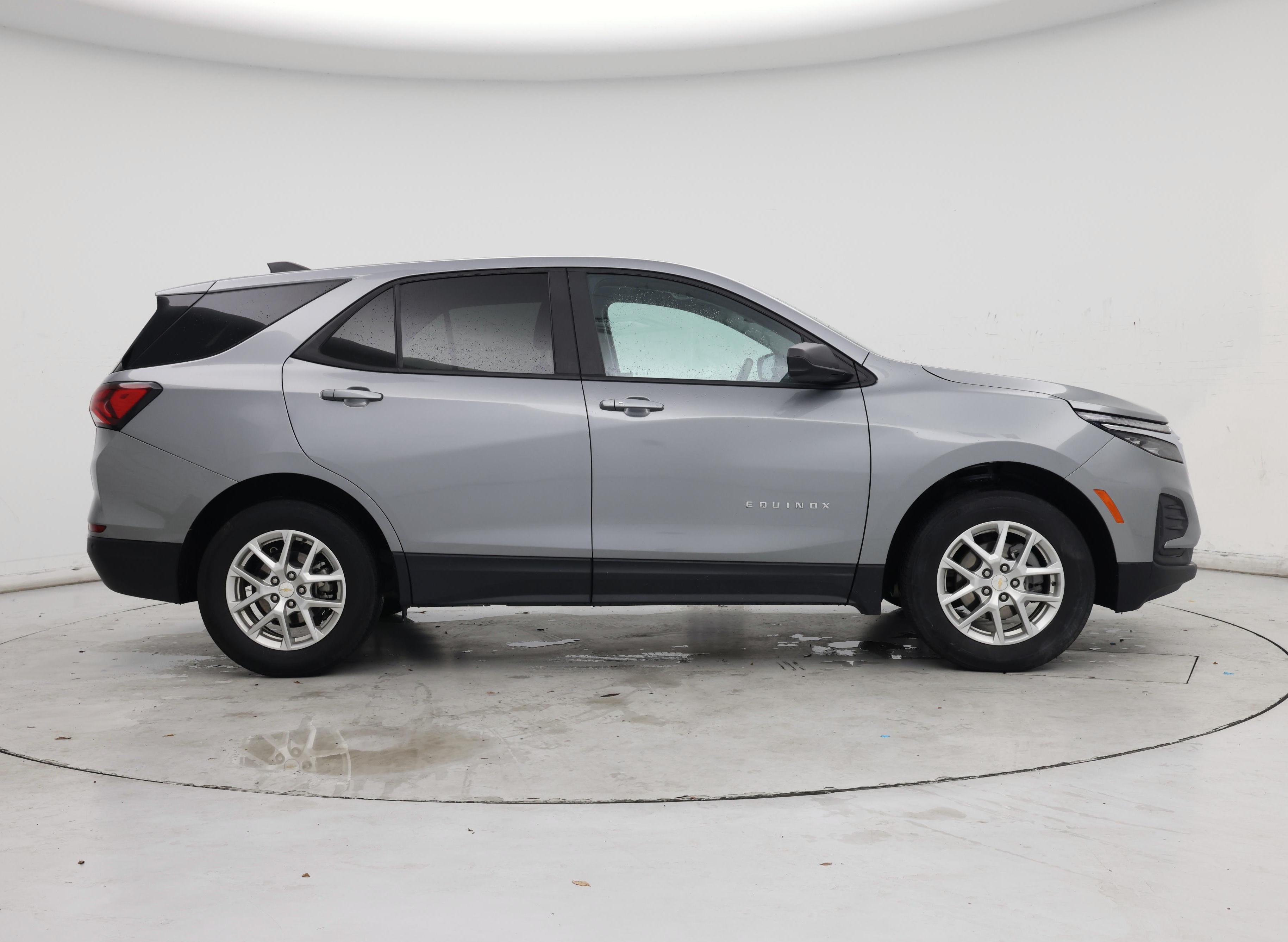 Thumbnail: 2023 Chevrolet Equinox - 7