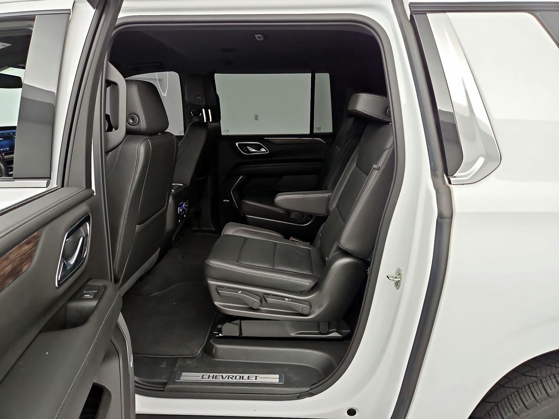 Thumbnail: 2021 Chevrolet Suburban - 19