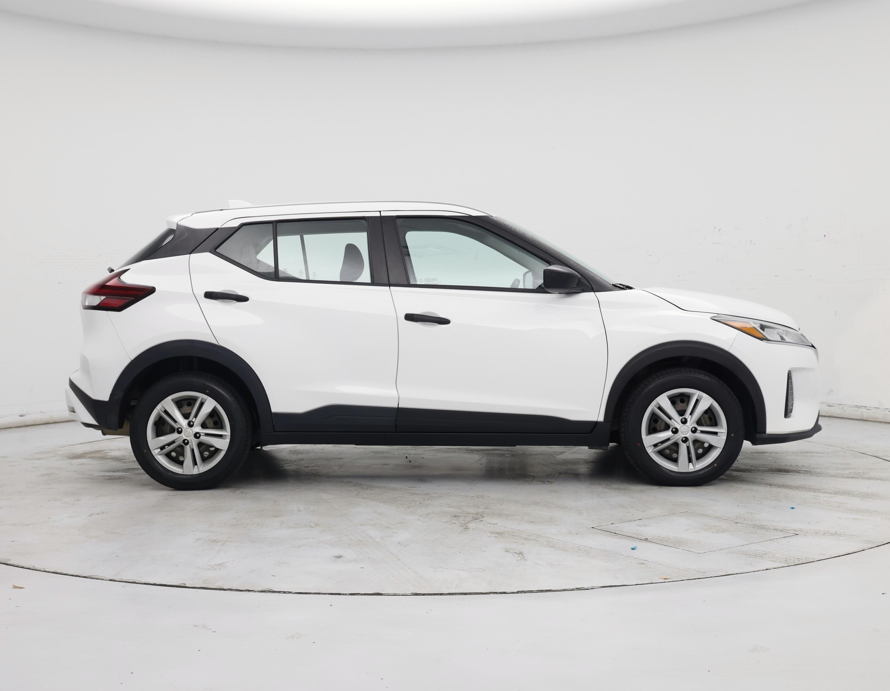 Thumbnail: 2022 Nissan Kicks - 7