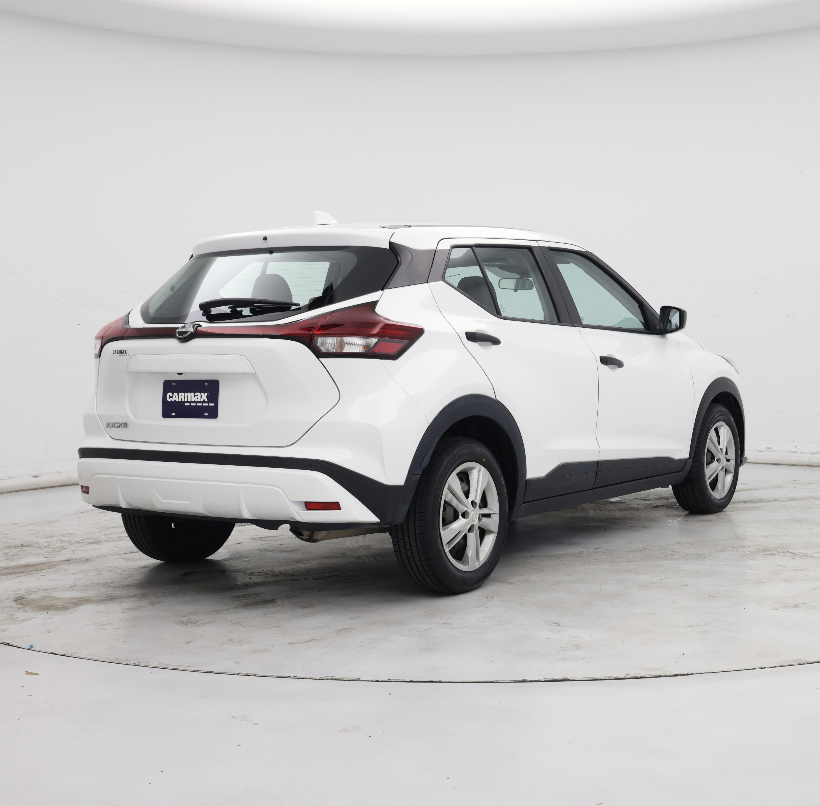 Thumbnail: 2022 Nissan Kicks - 8