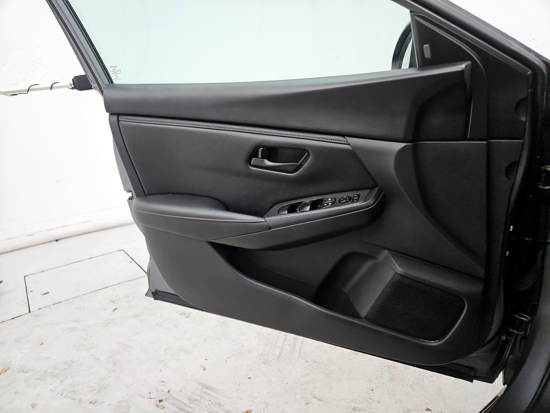 Thumbnail: 2024 Nissan Sentra - 12