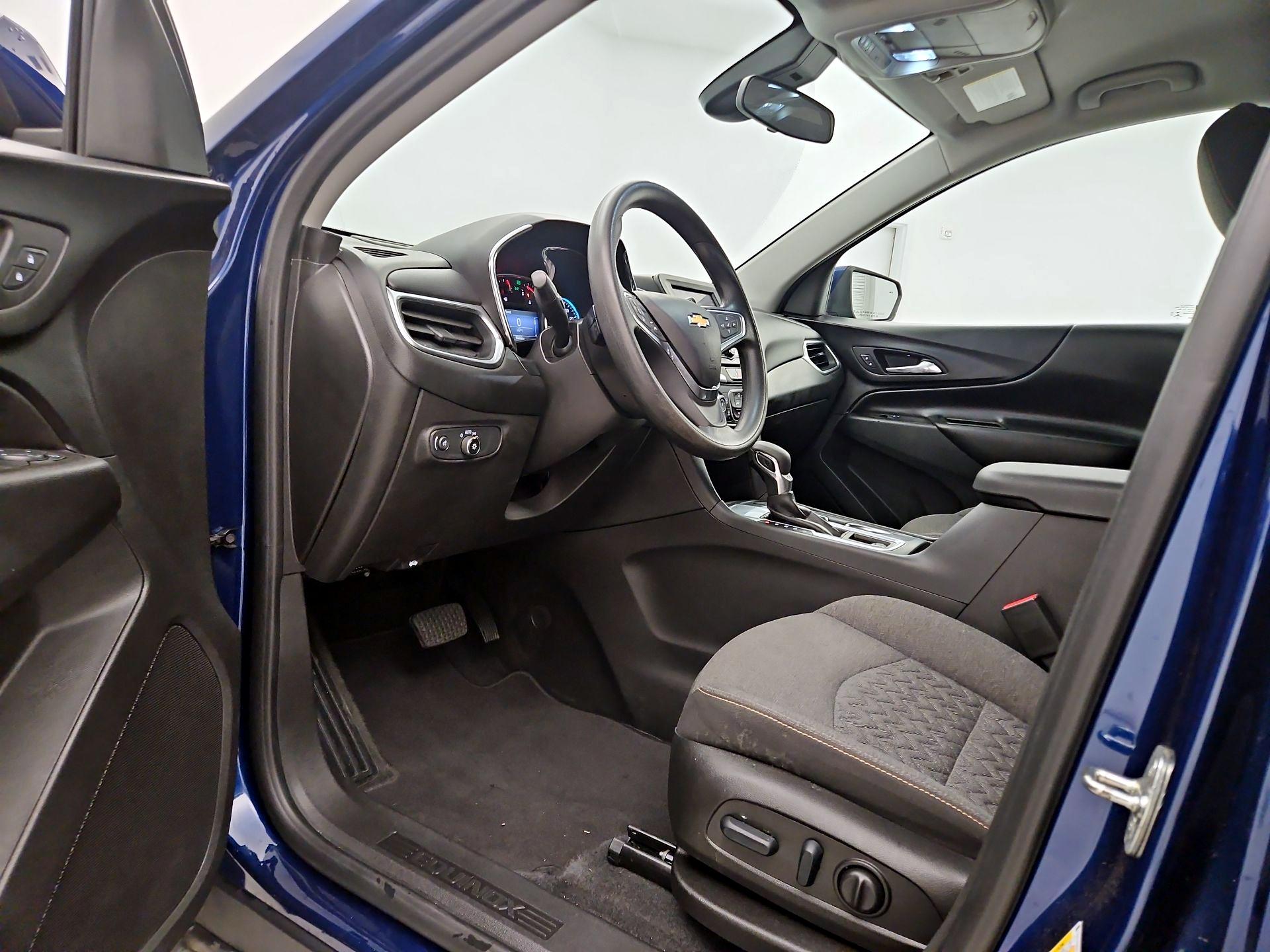 Thumbnail: 2022 Chevrolet Equinox - 11