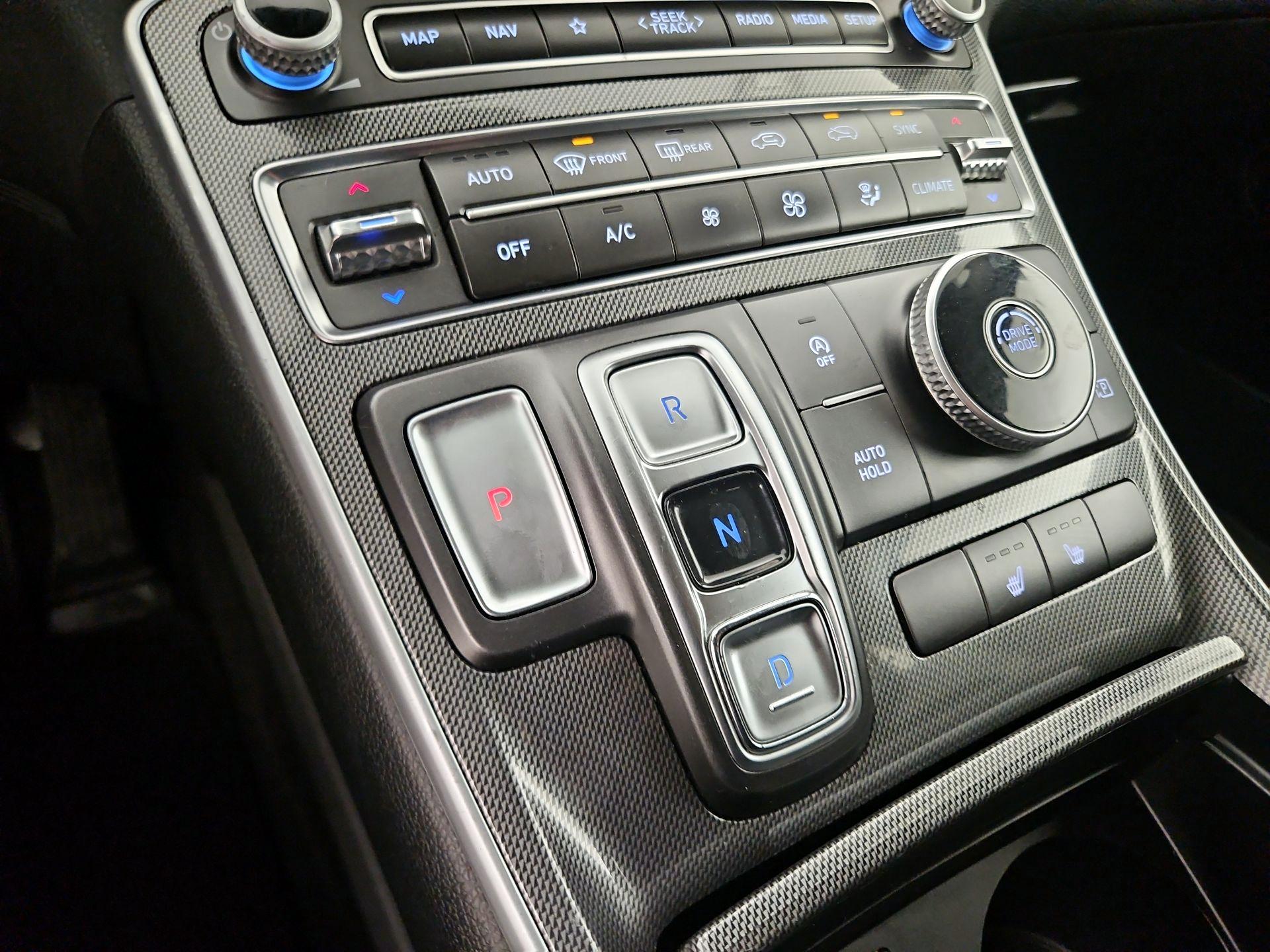 Thumbnail: 2023 Hyundai Santa Fe - 17