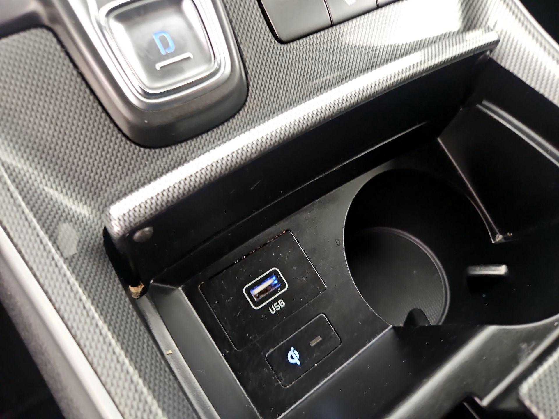 Thumbnail: 2023 Hyundai Santa Fe - 18