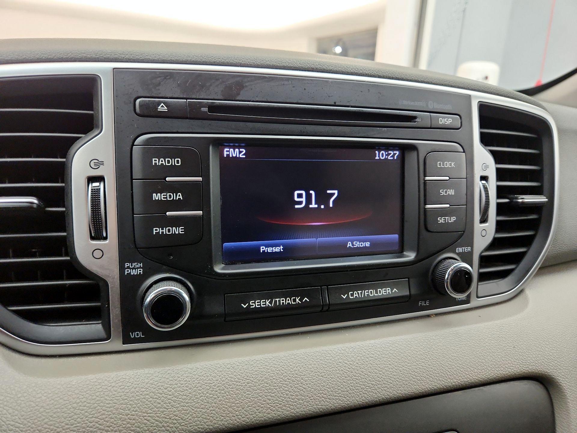 Thumbnail: 2019 Kia Sportage - 15