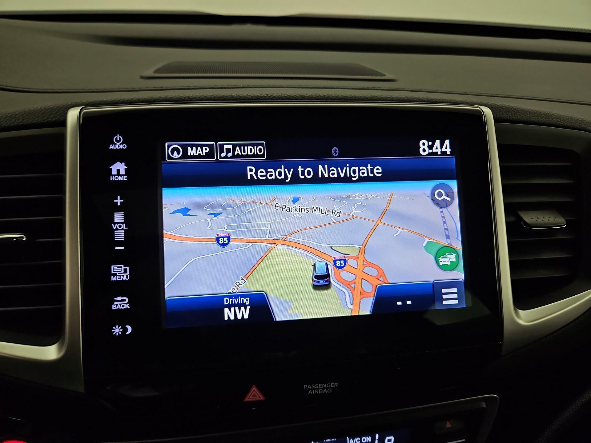 Thumbnail: 2017 Honda Pilot - 14