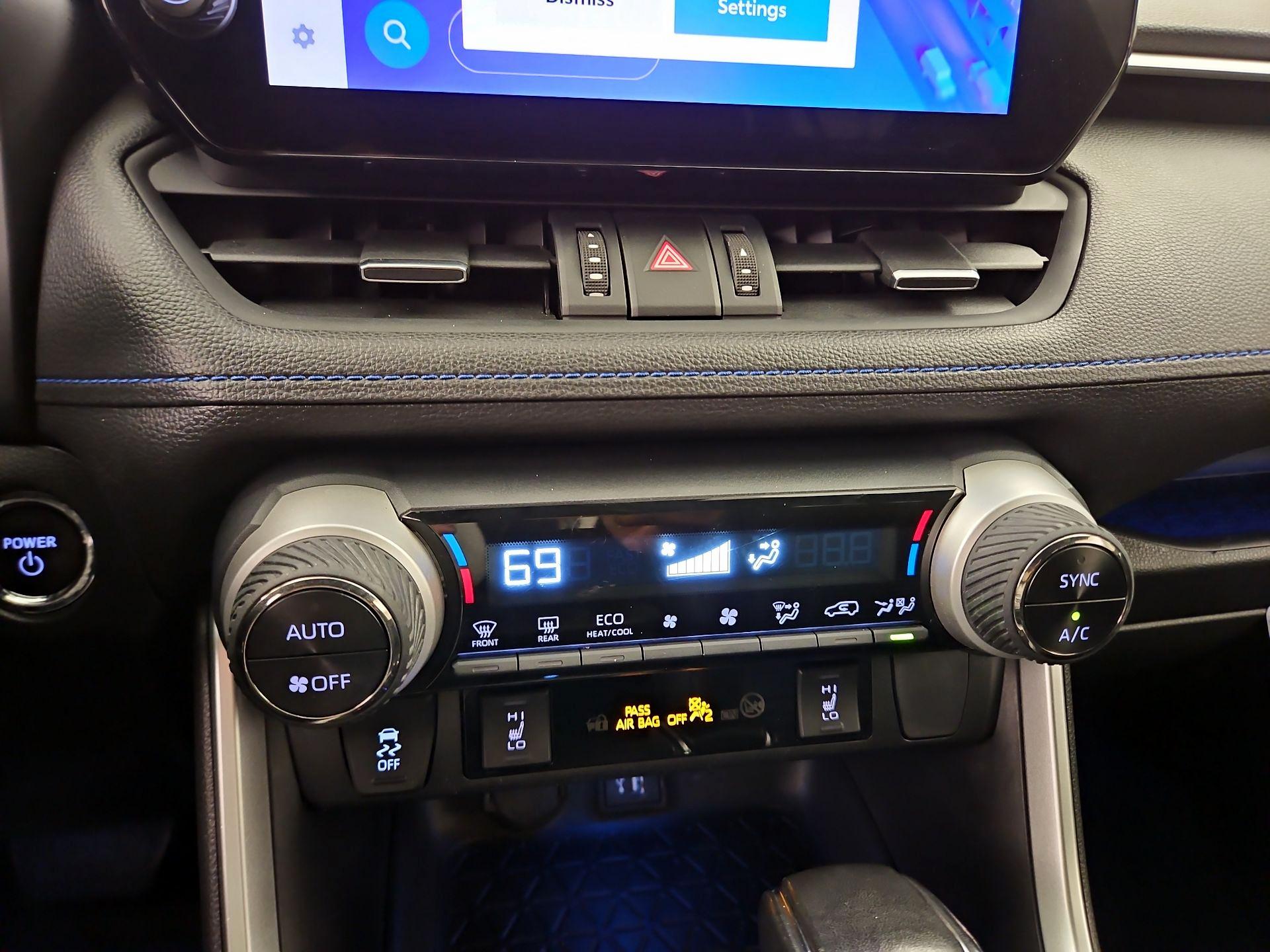 Thumbnail: 2023 Toyota RAV4 - 16