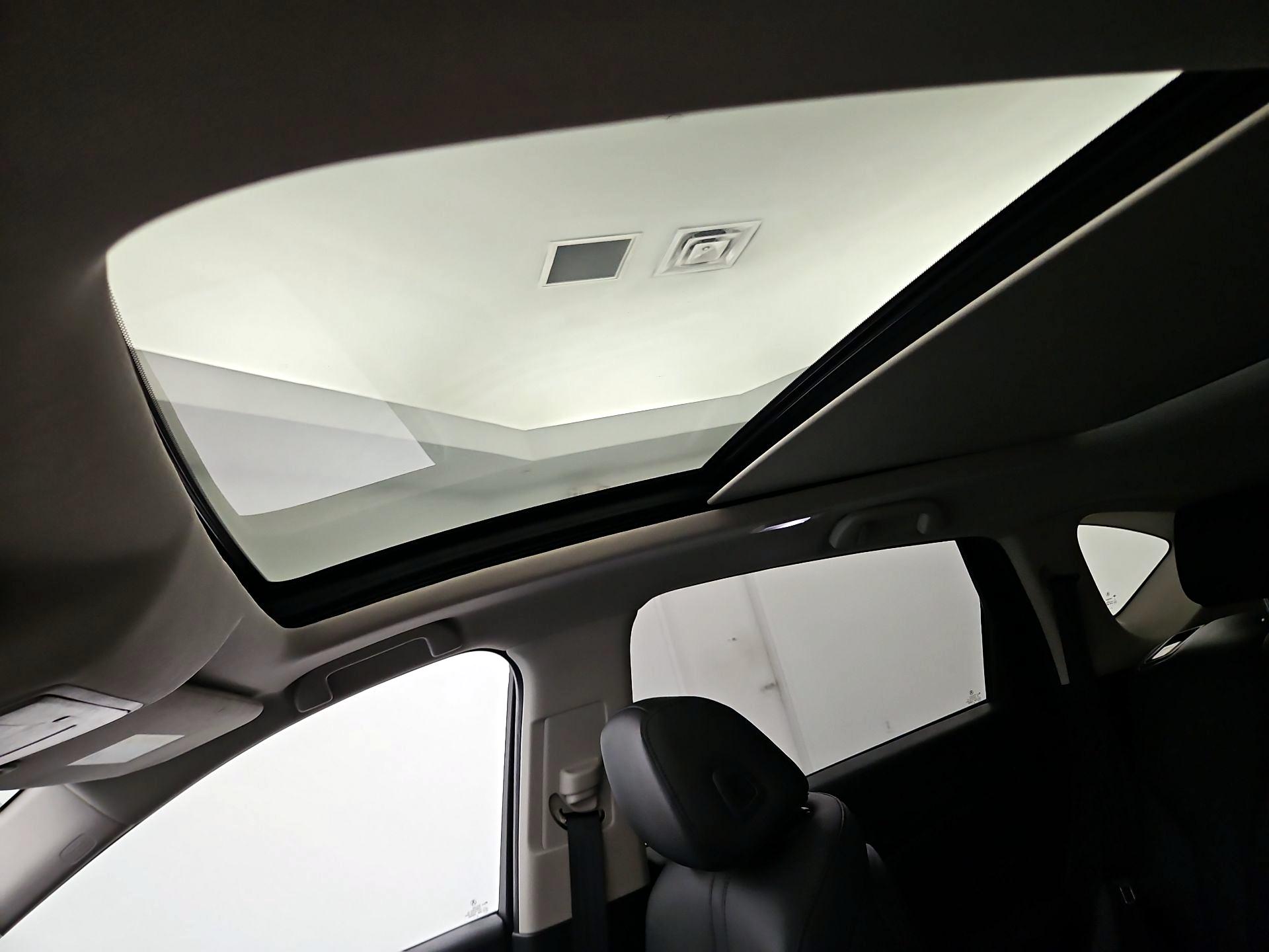 Thumbnail: 2021 Acura RDX - 19