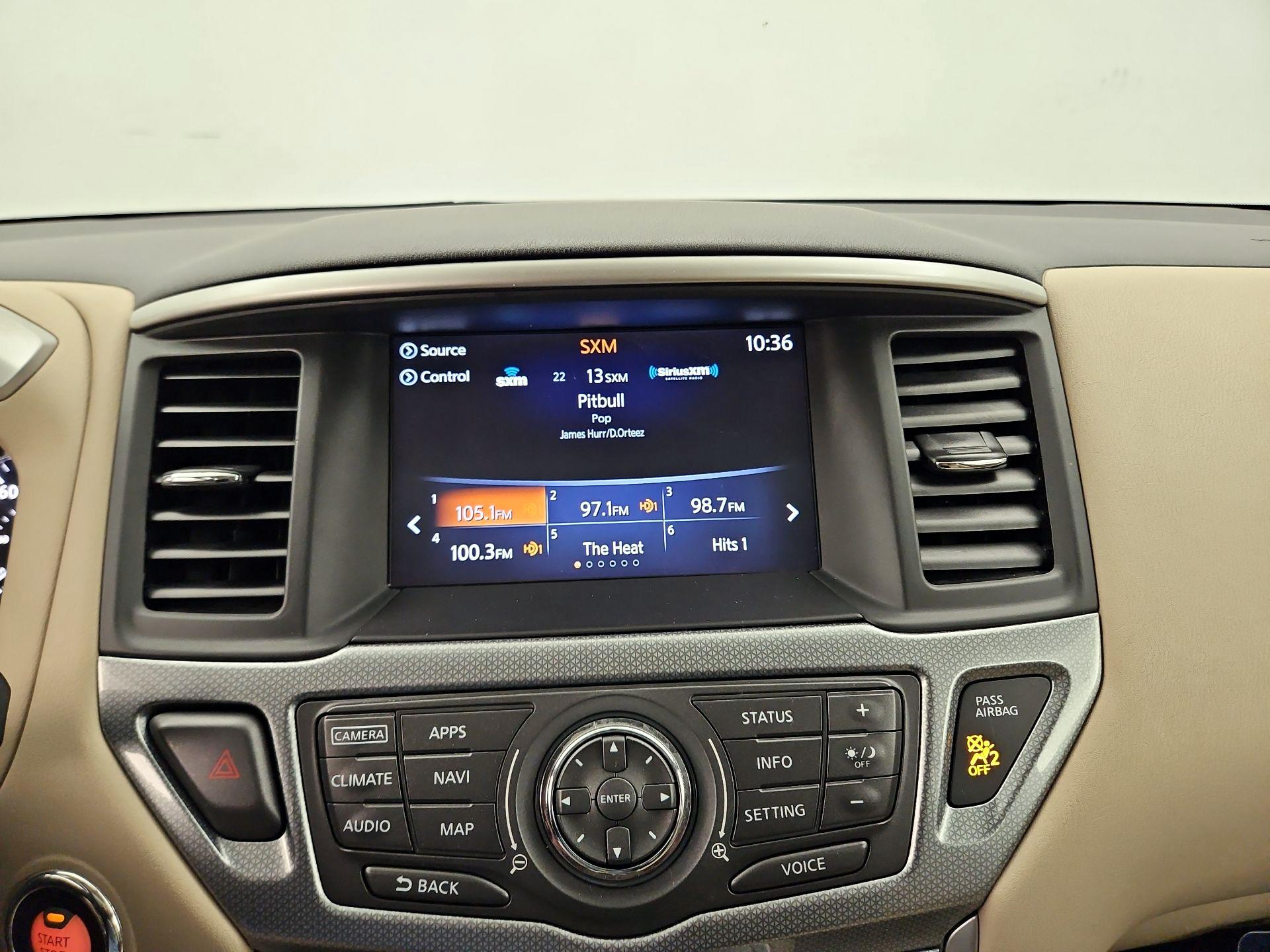 Thumbnail: 2017 Nissan Pathfinder - 16