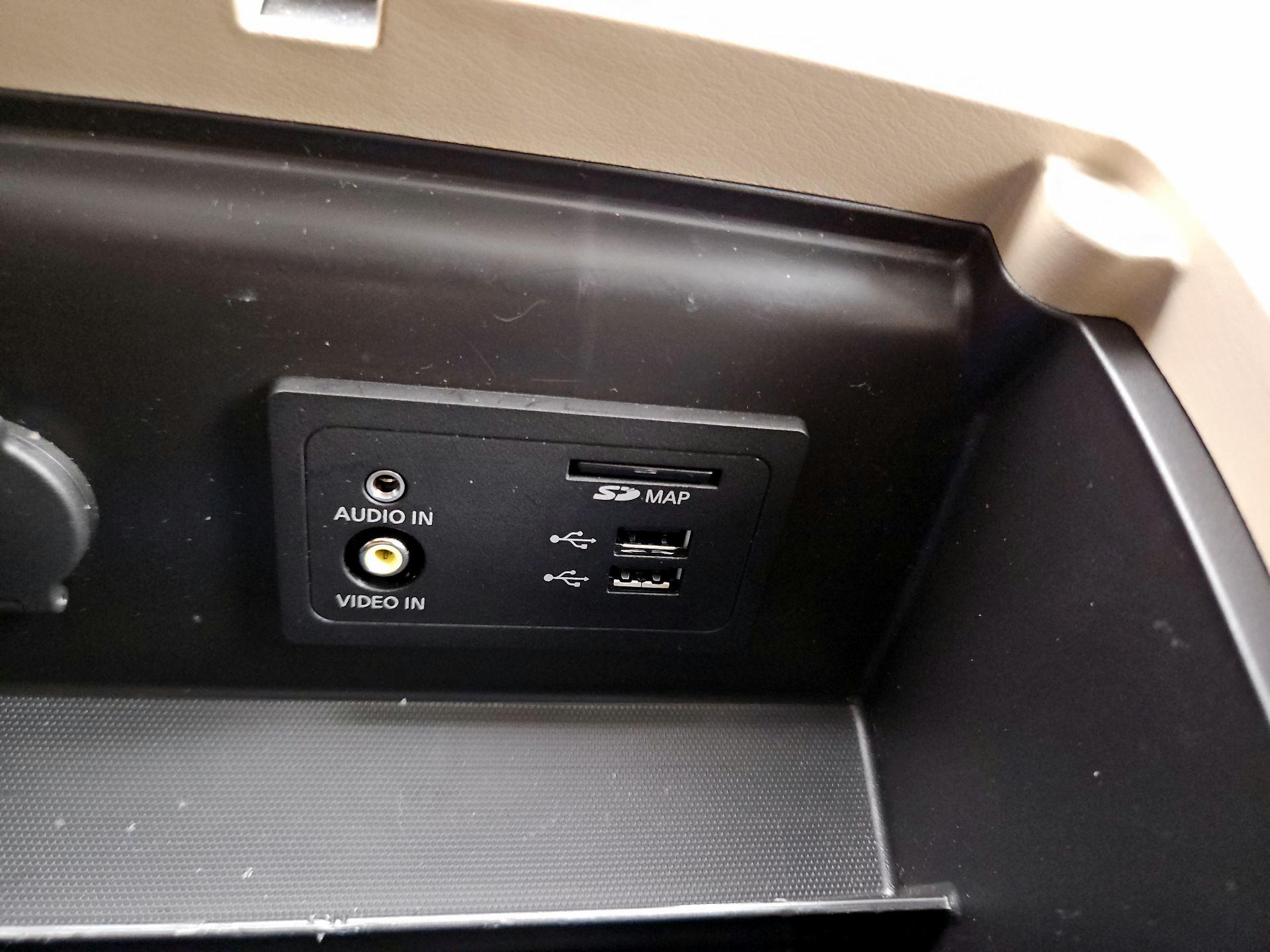 Thumbnail: 2017 Nissan Pathfinder - 19