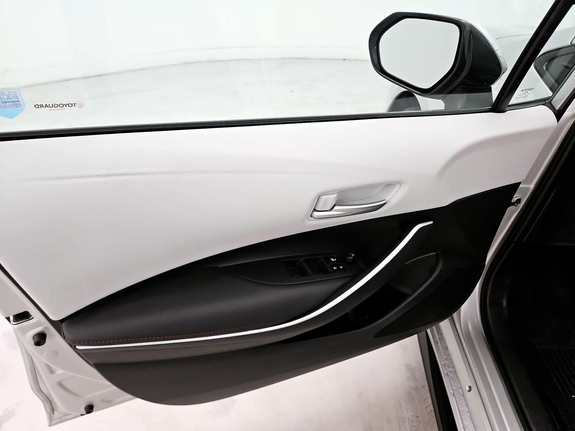 Thumbnail: 2024 Toyota Corolla - 12