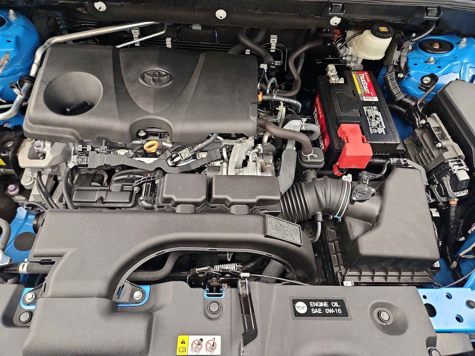 Thumbnail: 2021 Toyota RAV4 - 20