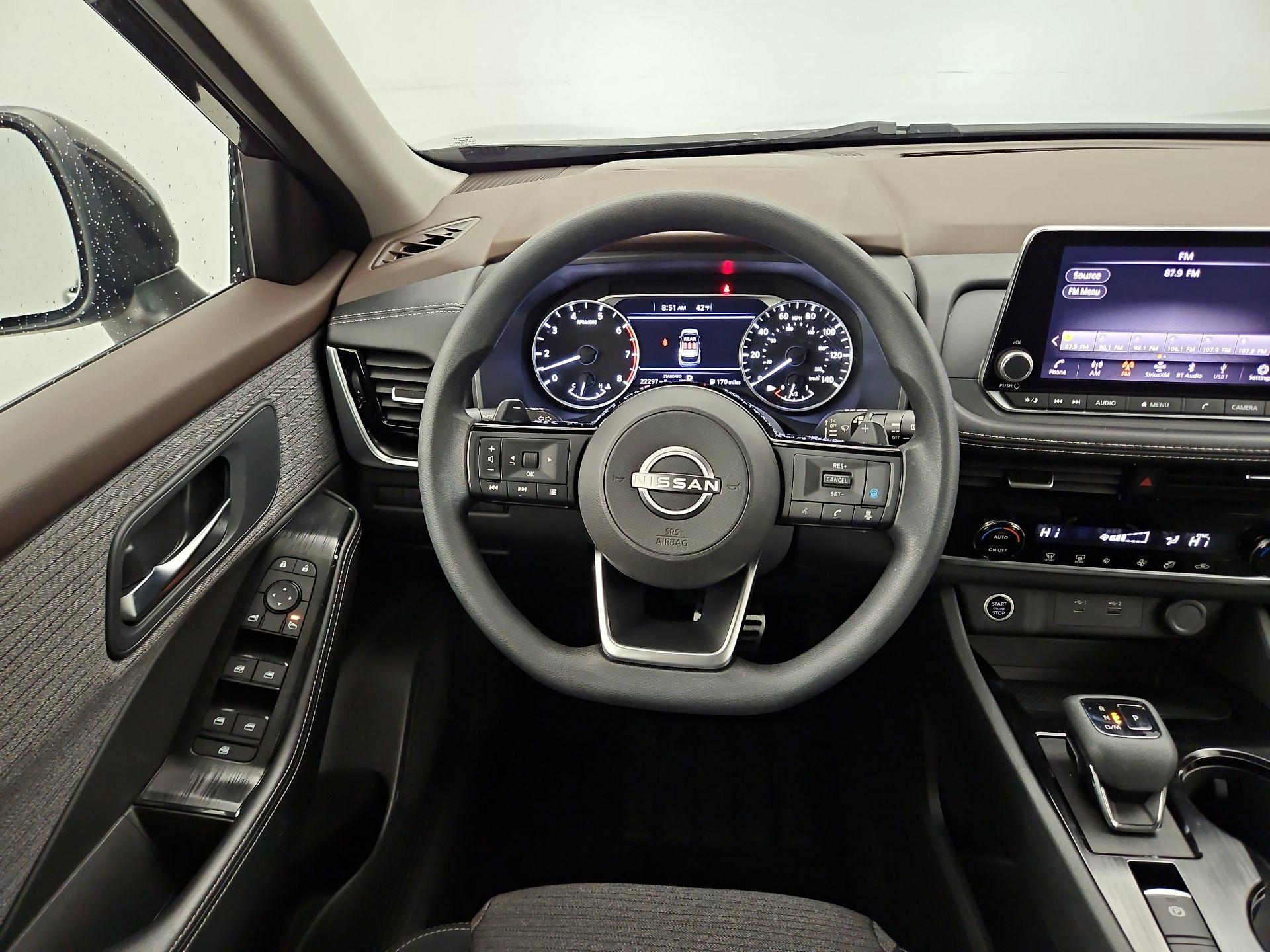 Thumbnail: 2023 Nissan Rogue - 10