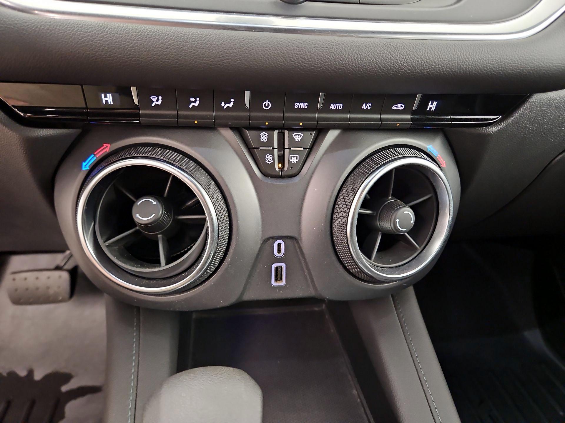 Thumbnail: 2021 Chevrolet Blazer - 16