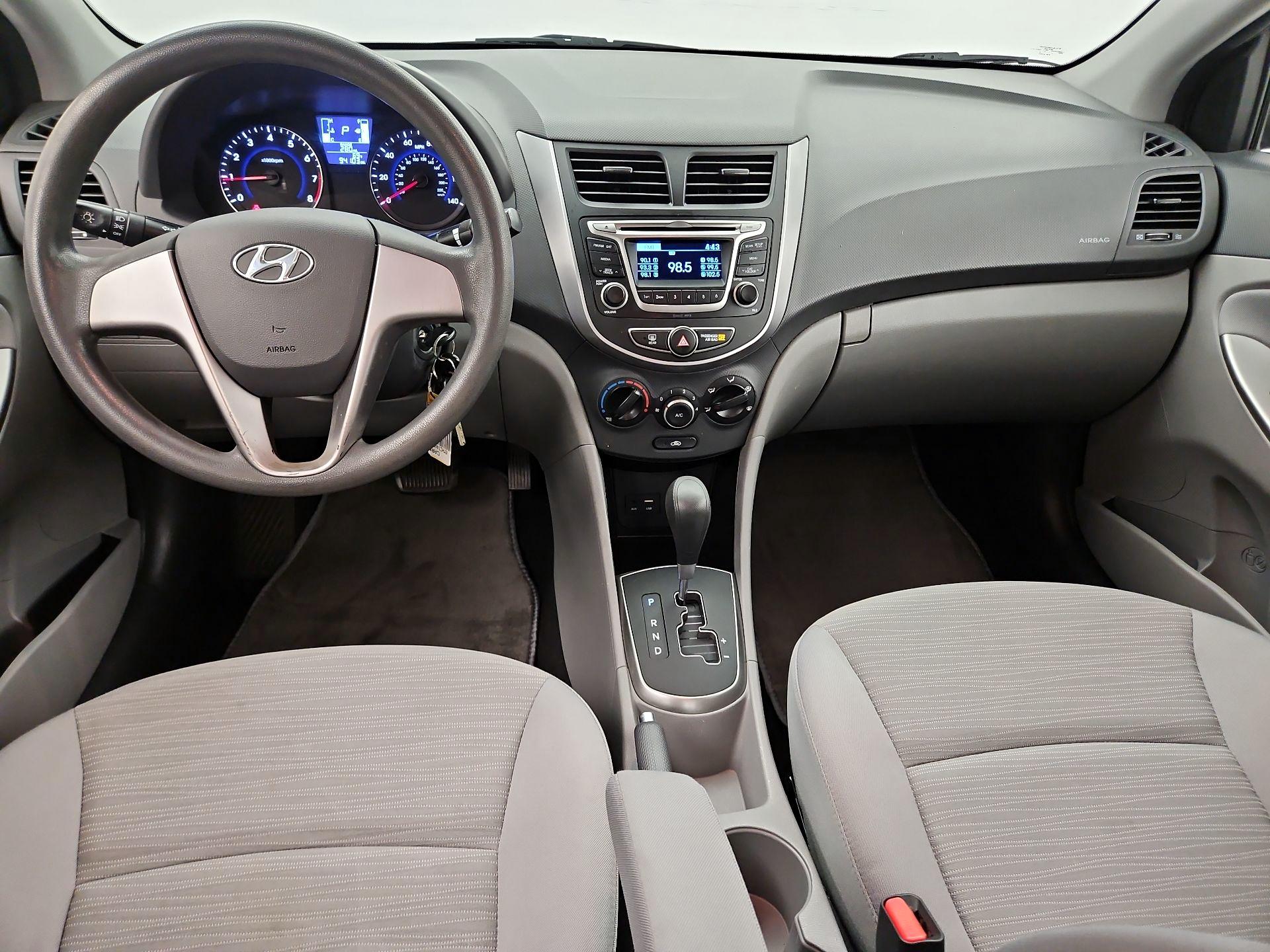 Thumbnail: 2015 Hyundai Accent - 9