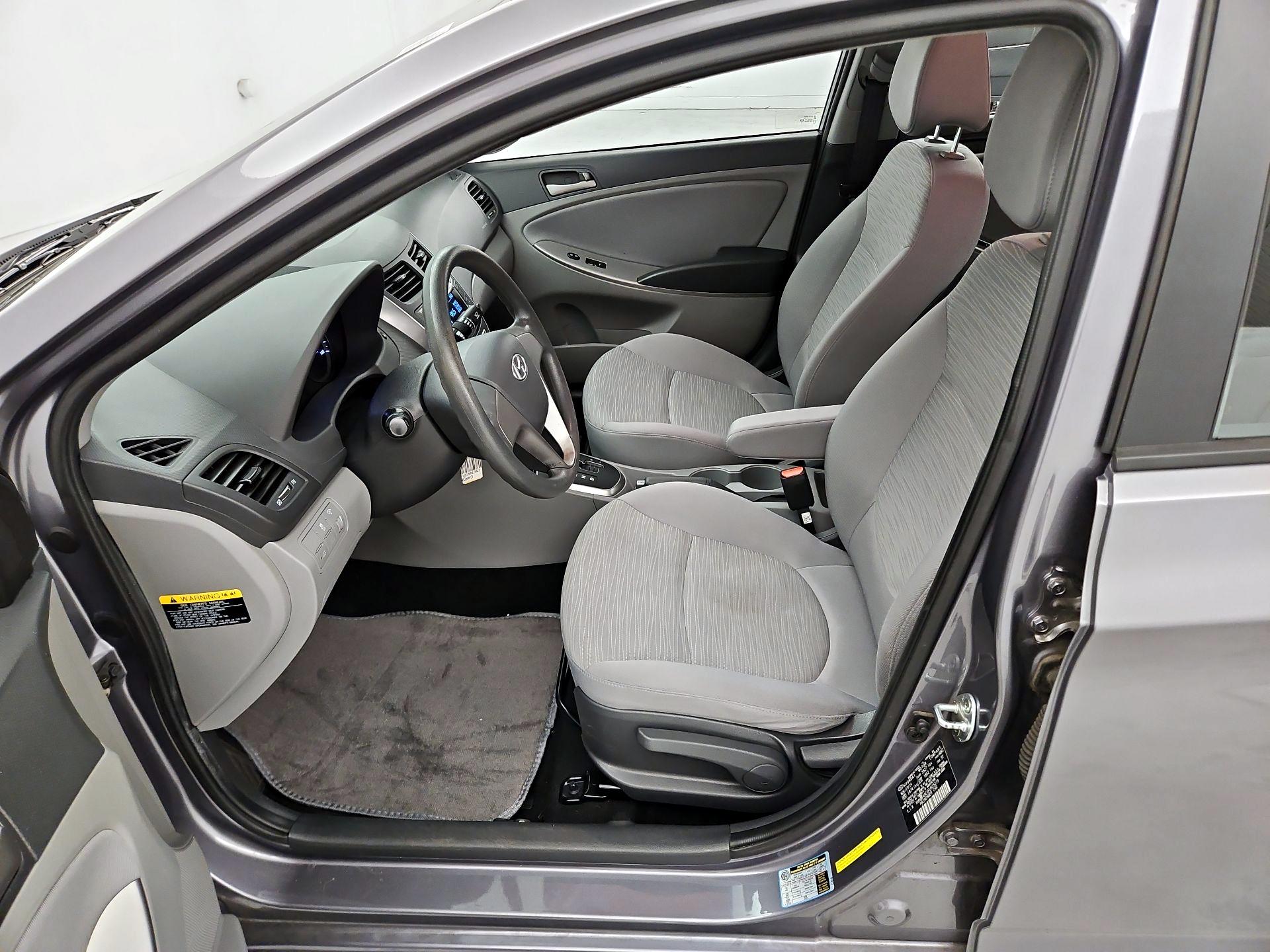 Thumbnail: 2015 Hyundai Accent - 11